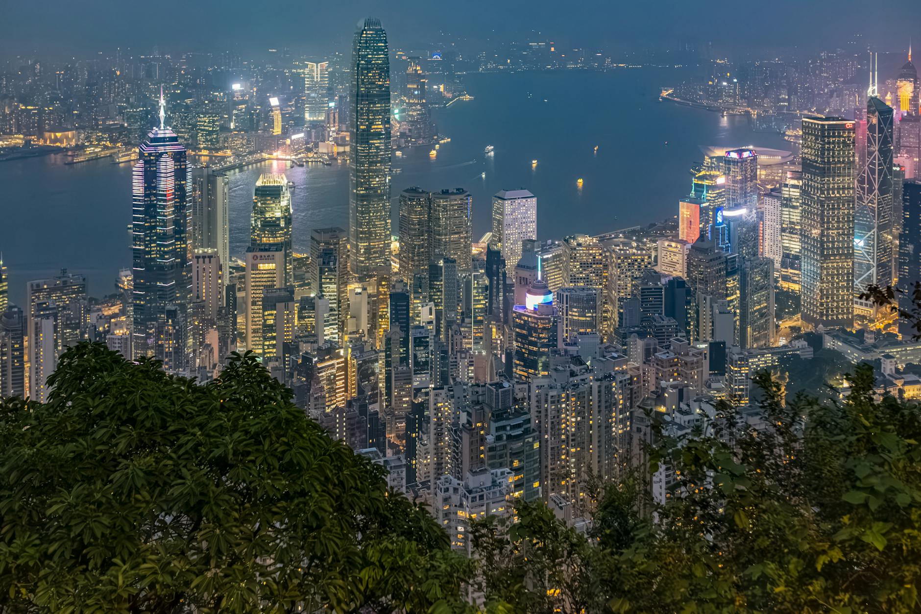 Hong Kong business laptop and sales follow-up planning context.