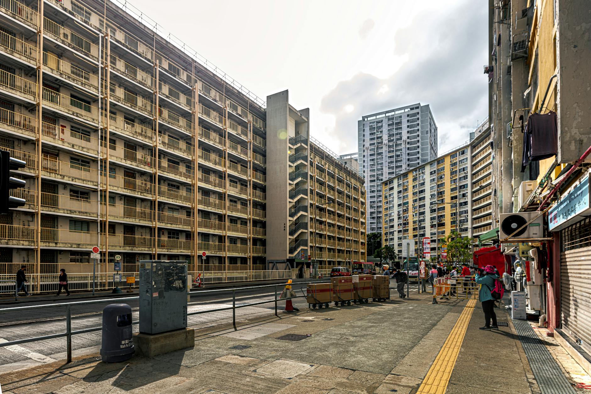 Wan Chai housing street and student daily routine planning context.