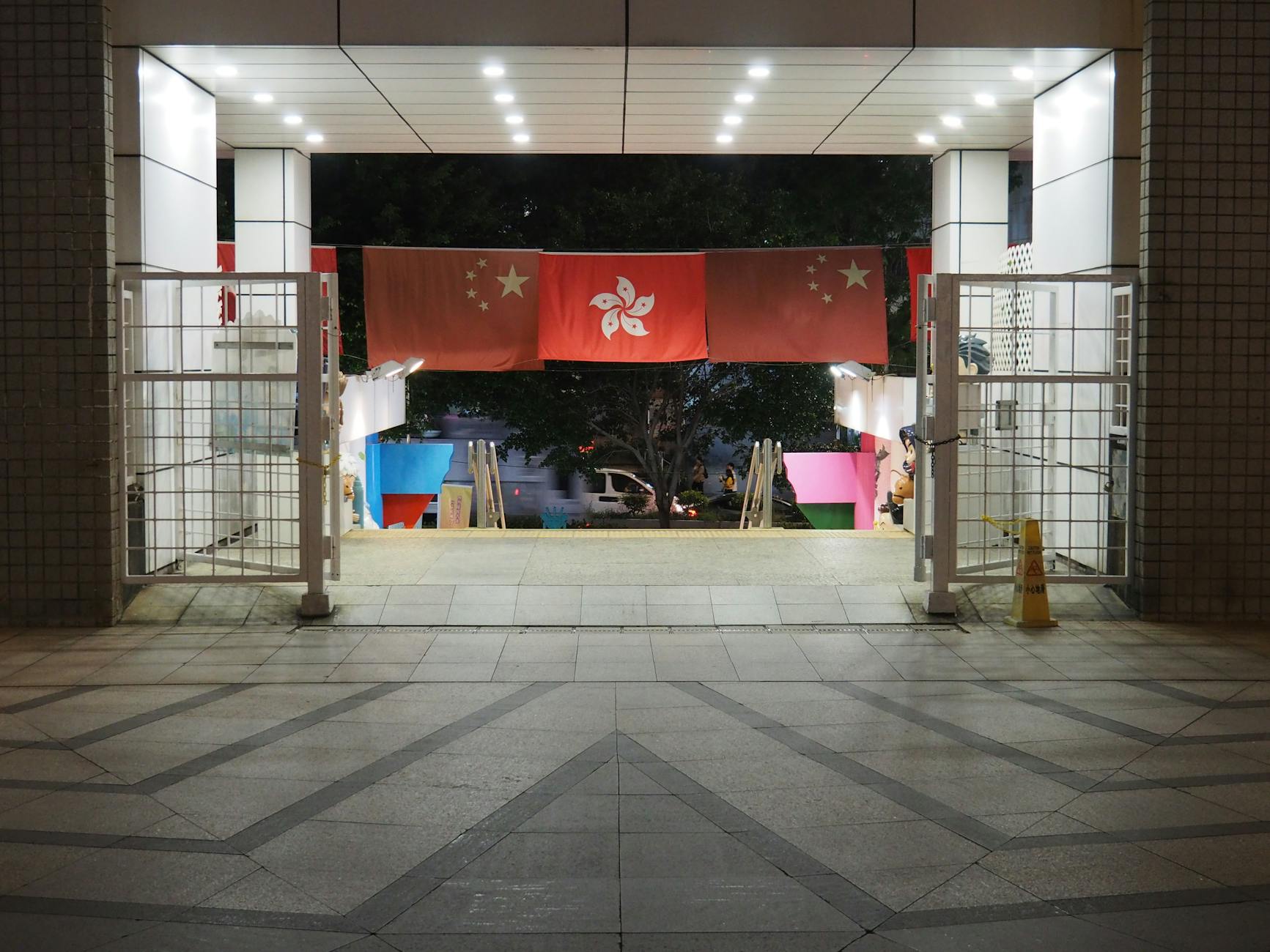 Wan Chai hotel entrance and medical-constraints traveler planning context.