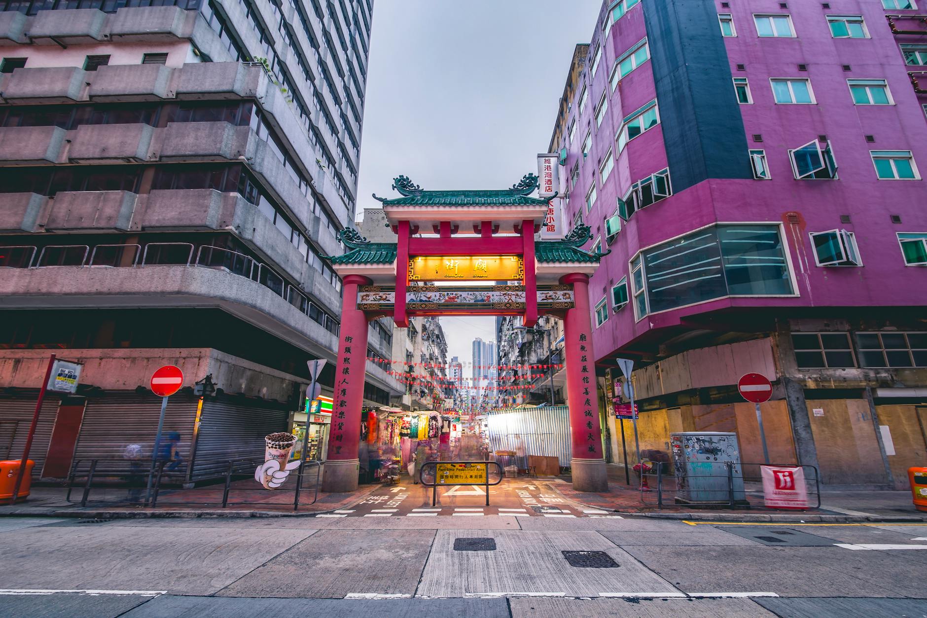 Wan Chai hotel entrance and mobility access planning context.