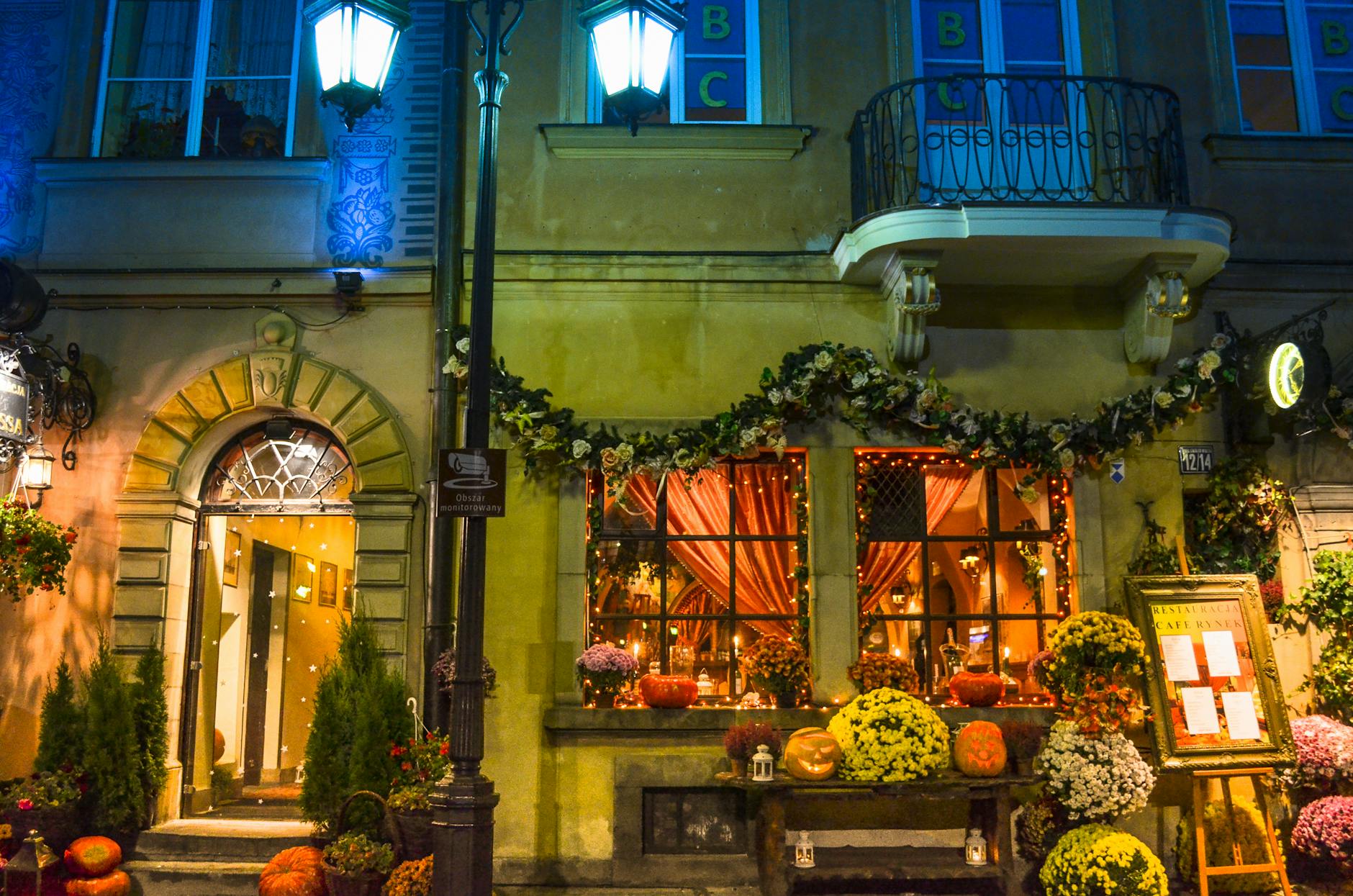 Warsaw family-friendly meal setting for daily comfort planning.