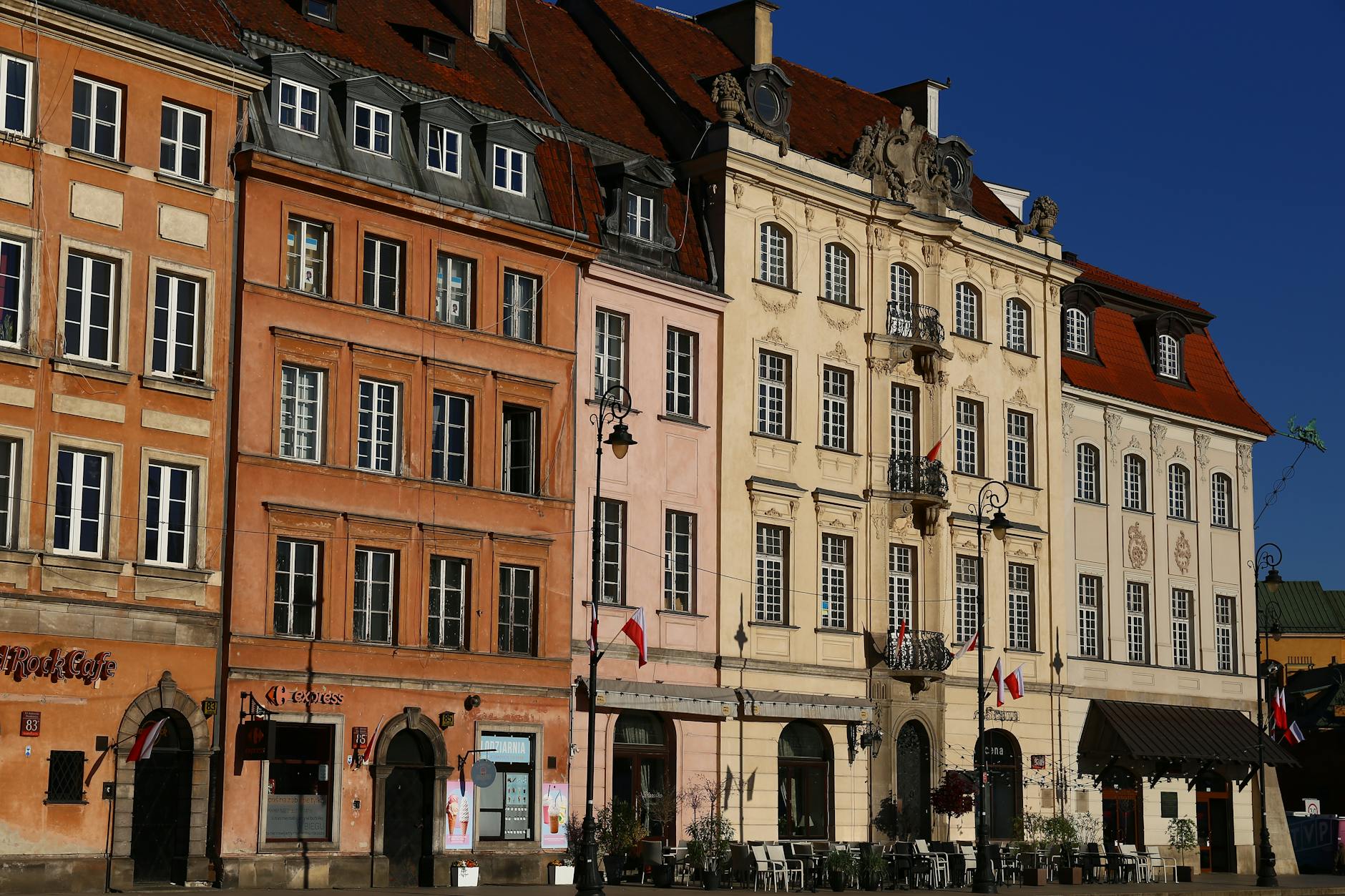 Warsaw bar and restaurant setting for nightlife venue planning.