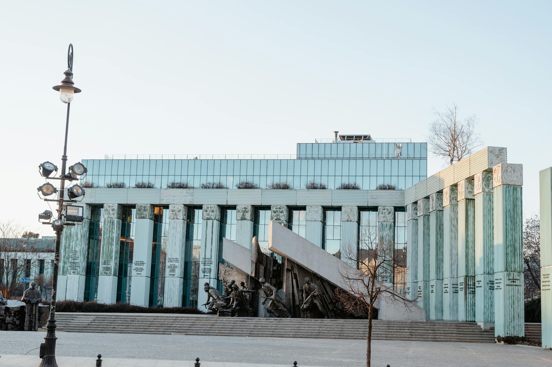 Warsaw modern architecture for repeat leisure visitor planning.