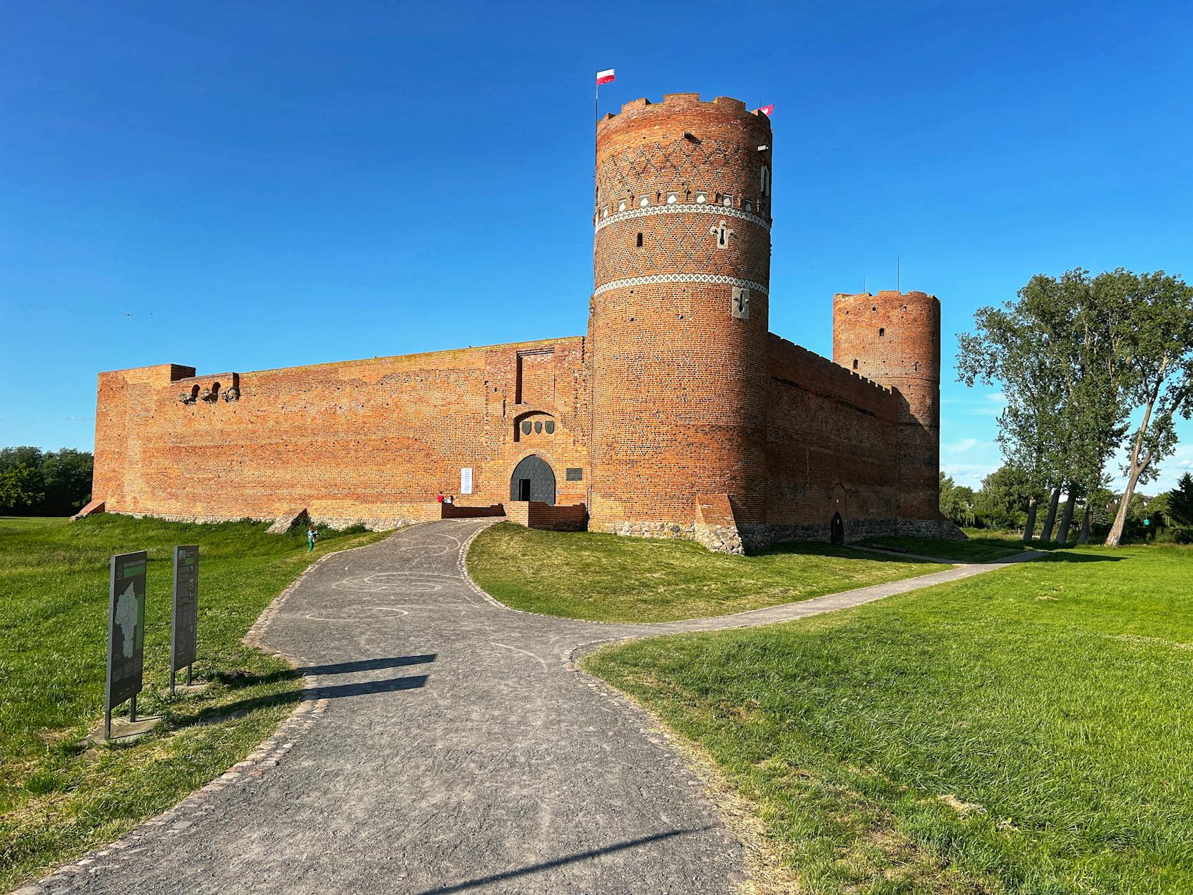 Warsaw museum and city context for mobility-limited weather backup planning.