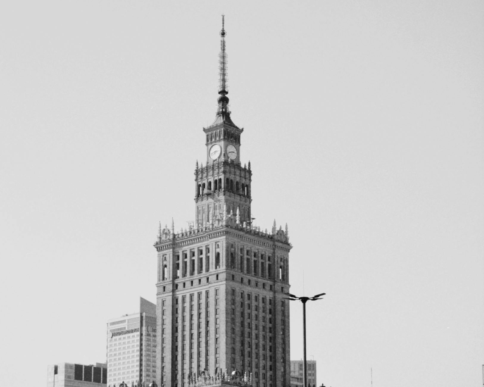 Warsaw office and meeting setting for volunteer role planning.