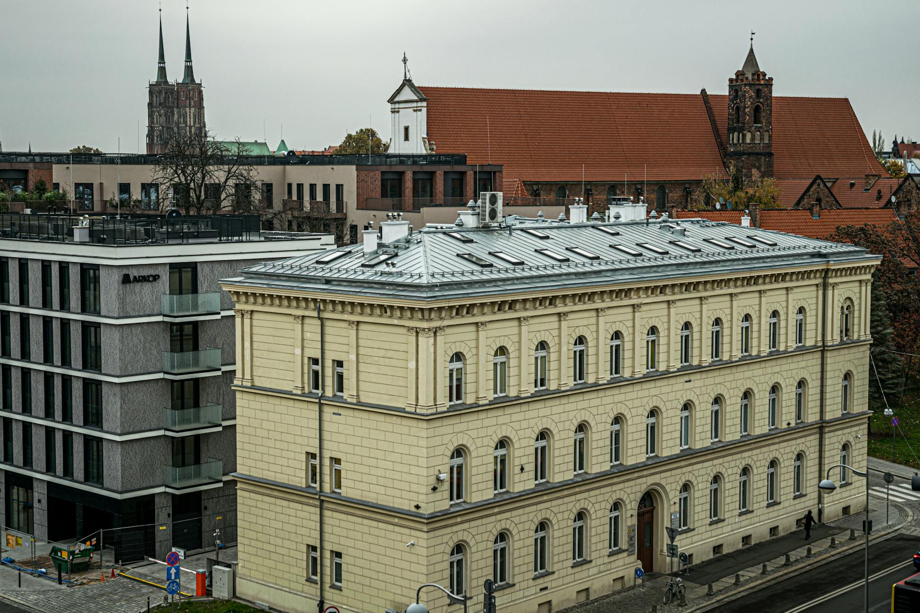 Wroclaw hotel and city street for conference lodging planning.