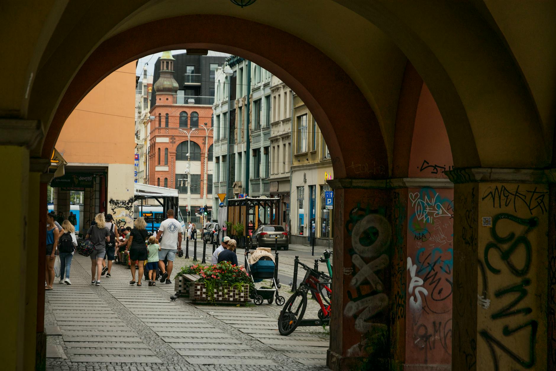 Wroclaw walking route for port-call mobility planning.