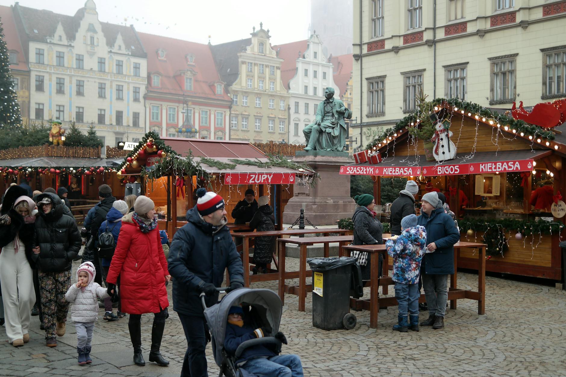 Wroclaw evening old town for family night planning.