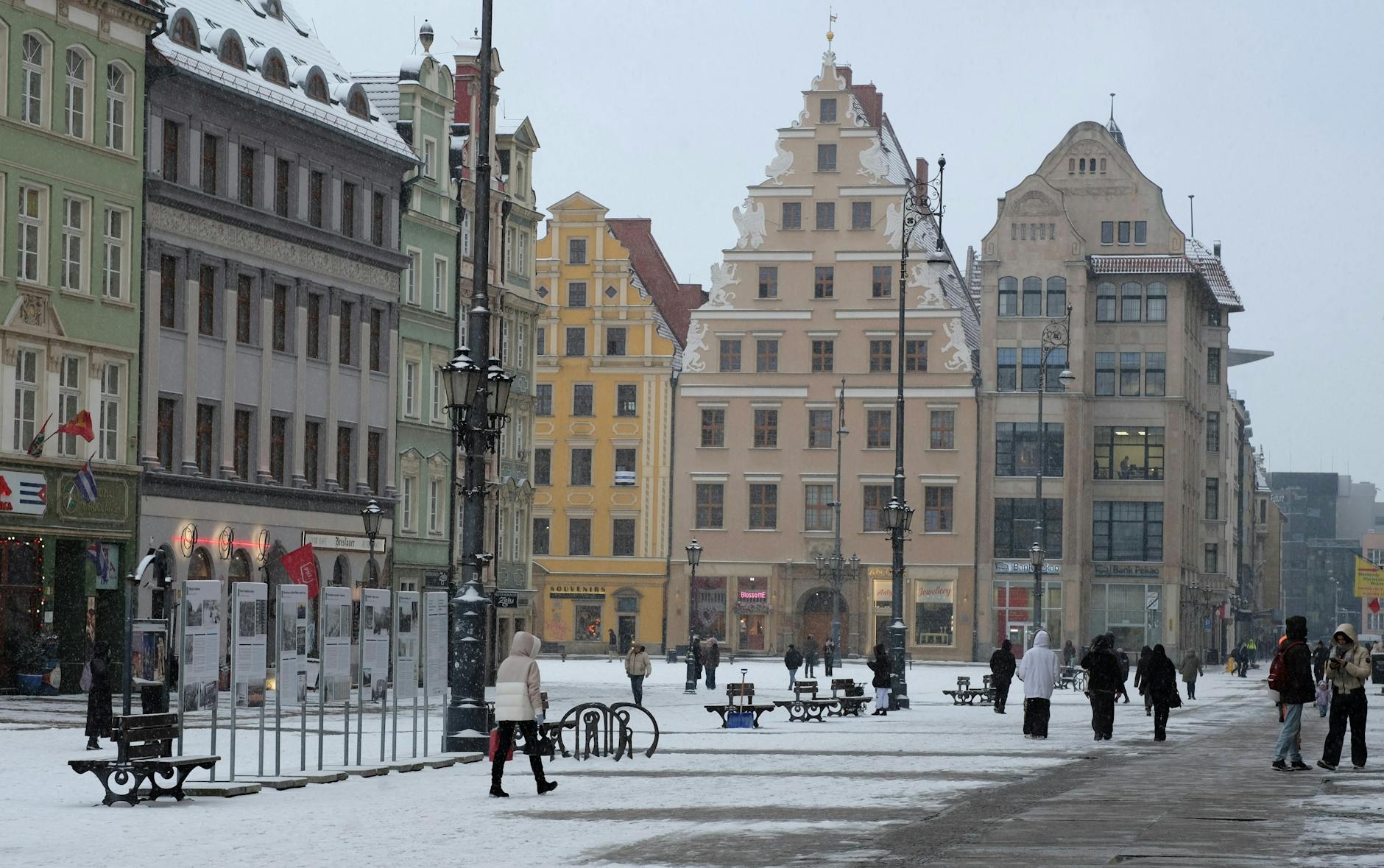 Wroclaw old-town street for first-time visitor orientation.