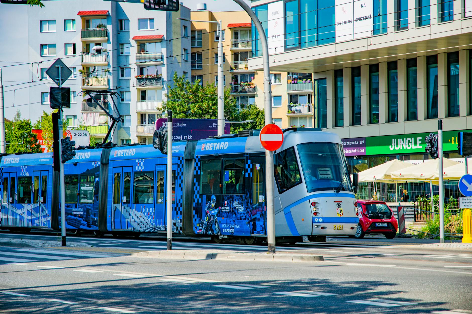 Wroclaw tram and street for solo transport planning.