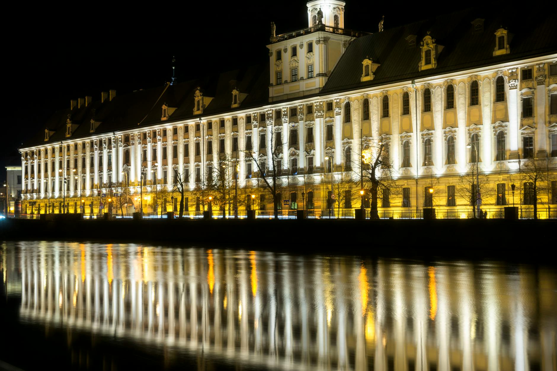 Wroclaw academic setting for short-program student planning.