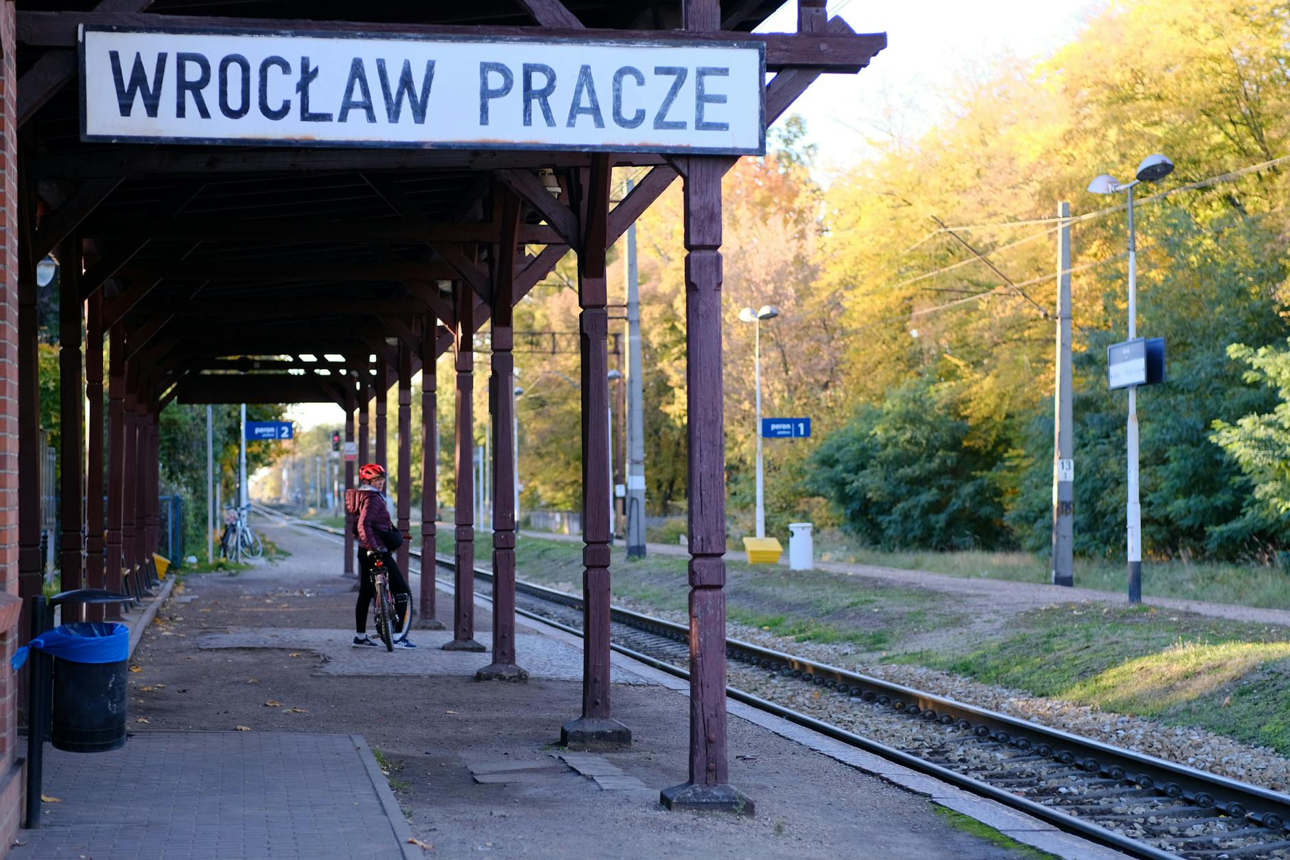 Wroclaw lodging and street setting for volunteer transport planning.