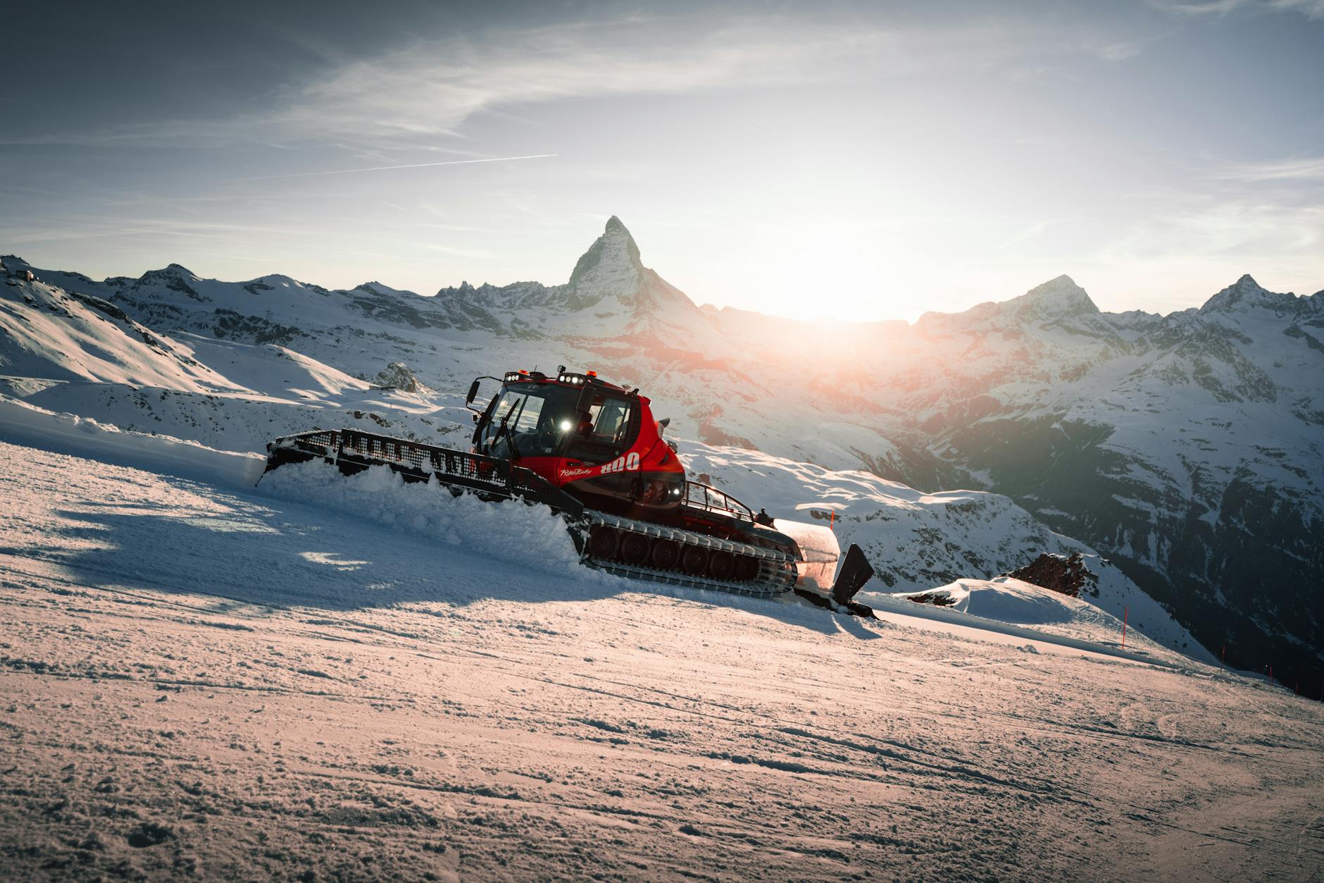 Zermatt mountain route for adventure arrival and timing planning.