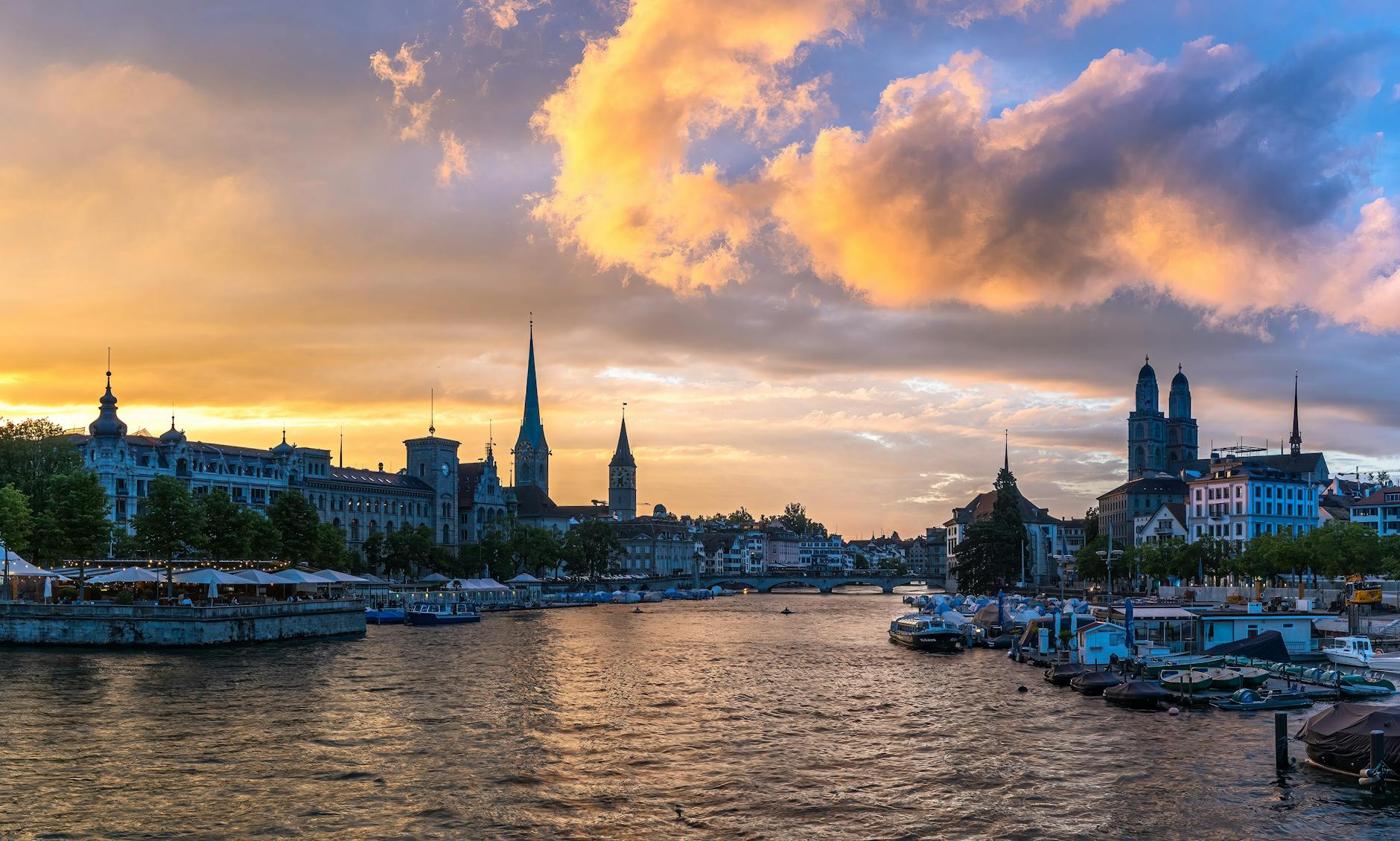 Zurich sunset skyline context for punctual consultant transfers.
