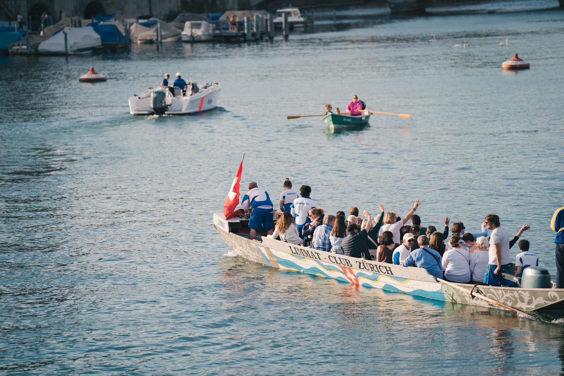Family-friendly boat ride context for Zurich weather and recovery planning.