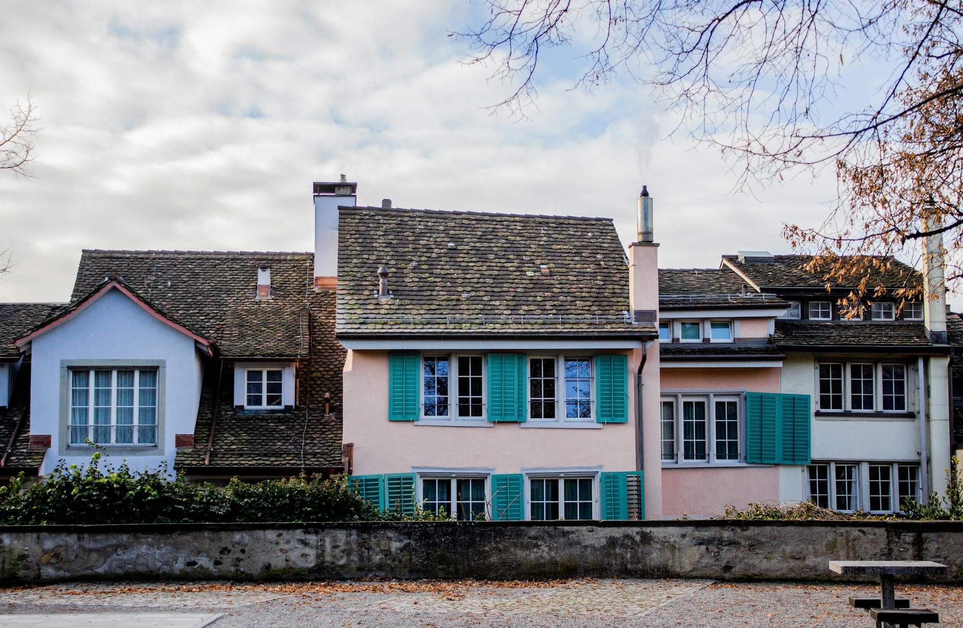 Zurich residential architecture context for repeat leisure neighborhood planning.