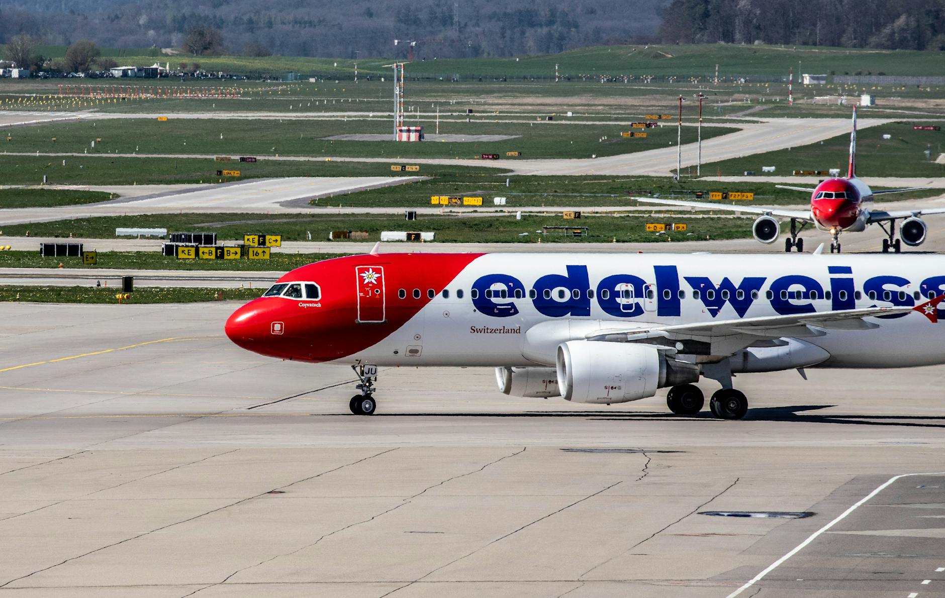 Zurich Airport aircraft context for trade-show arrival and departure planning.