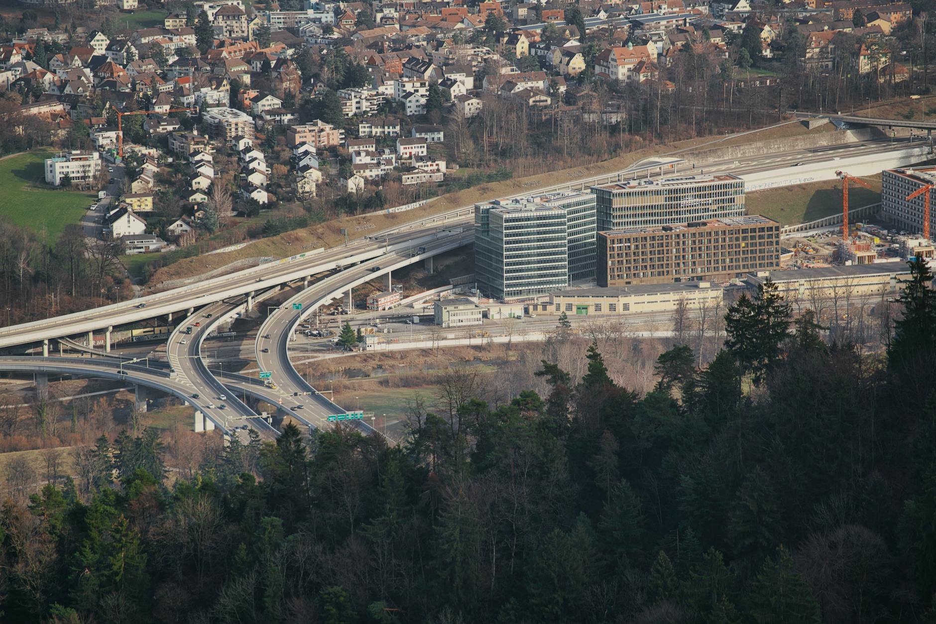 Zurich urban road network context for trade-show venue geography.