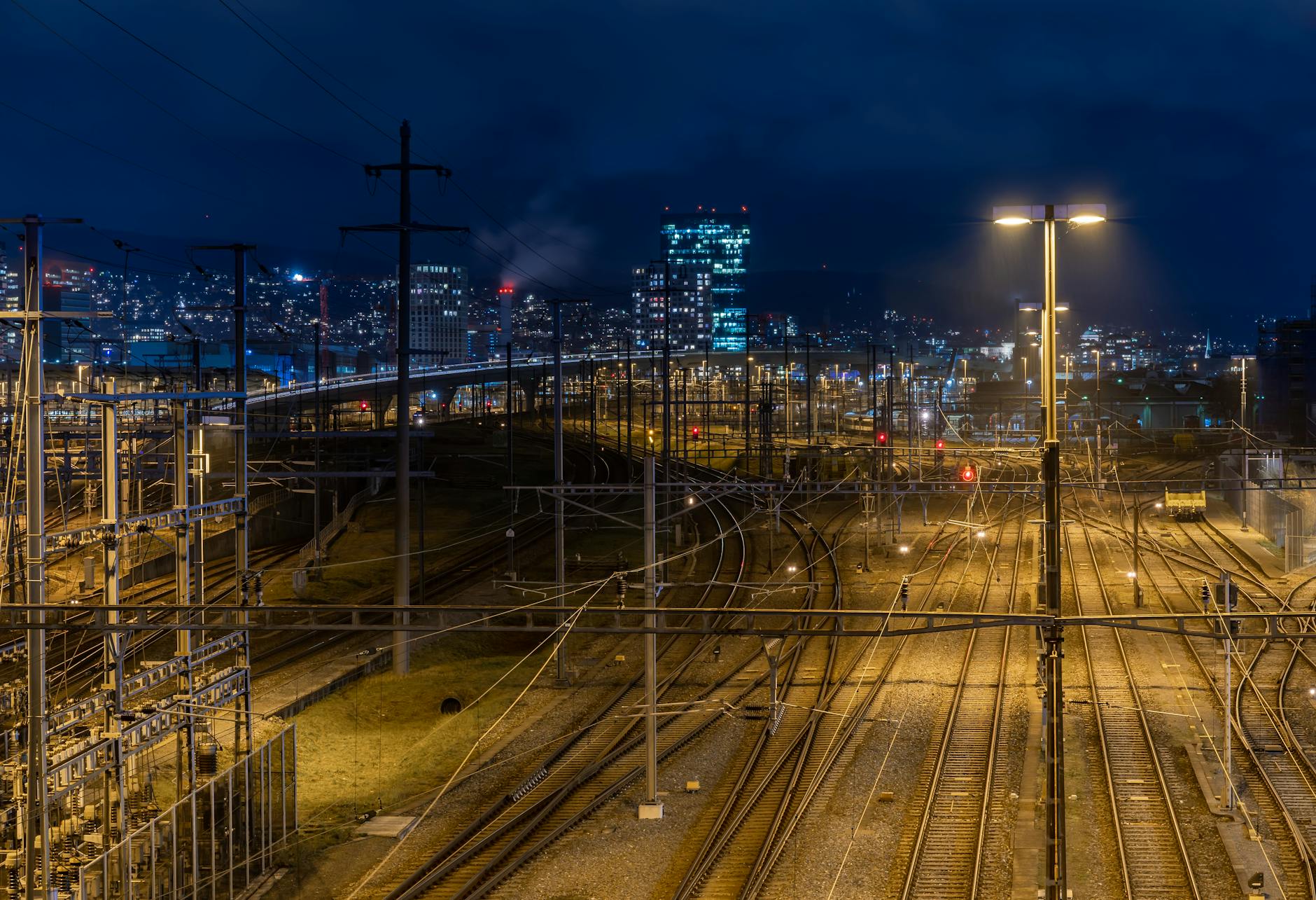 Zurich rail and skyline context for trade-show travel logistics.