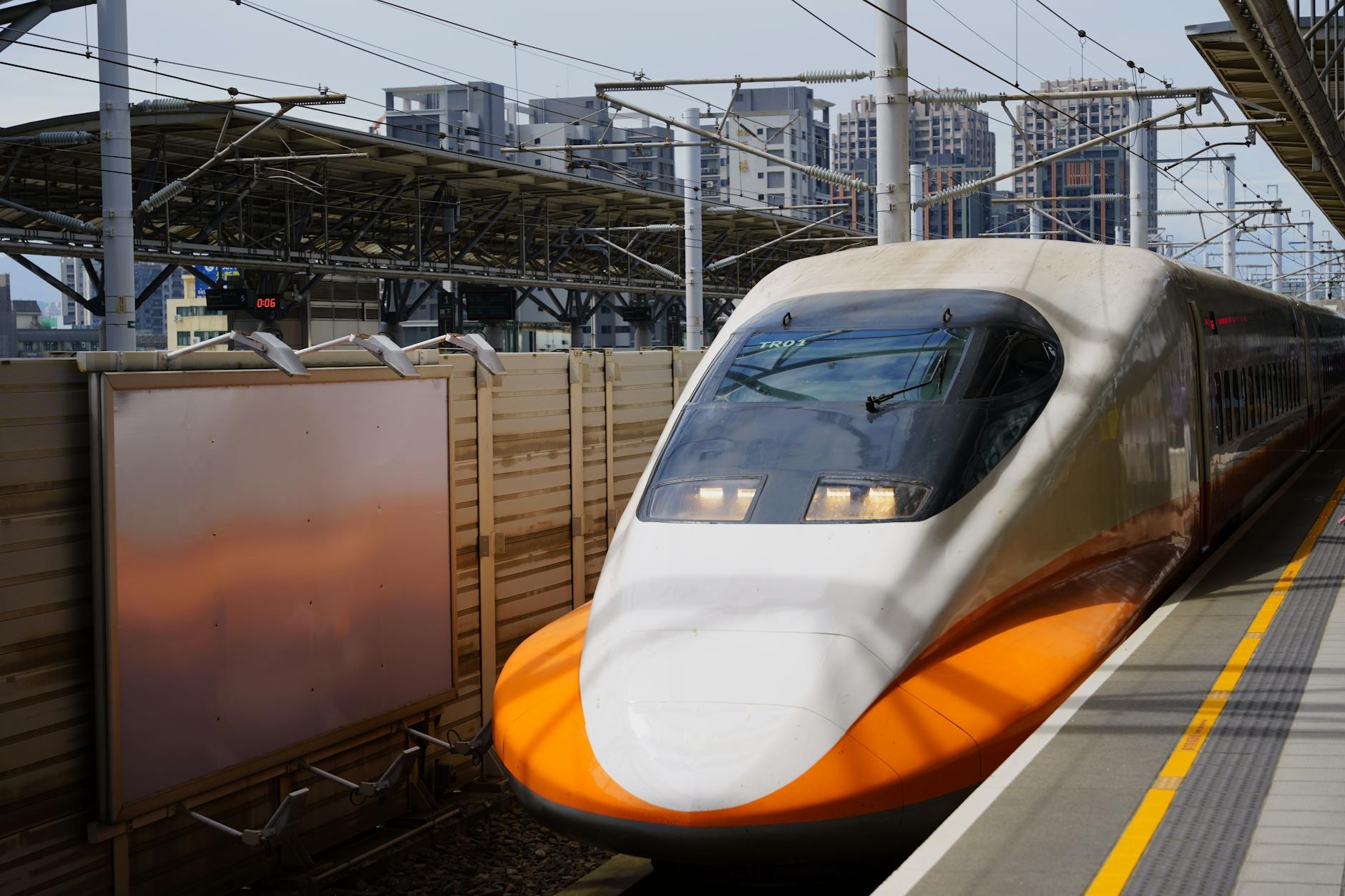 Taiwan High Speed Rail train waiting at a platform.