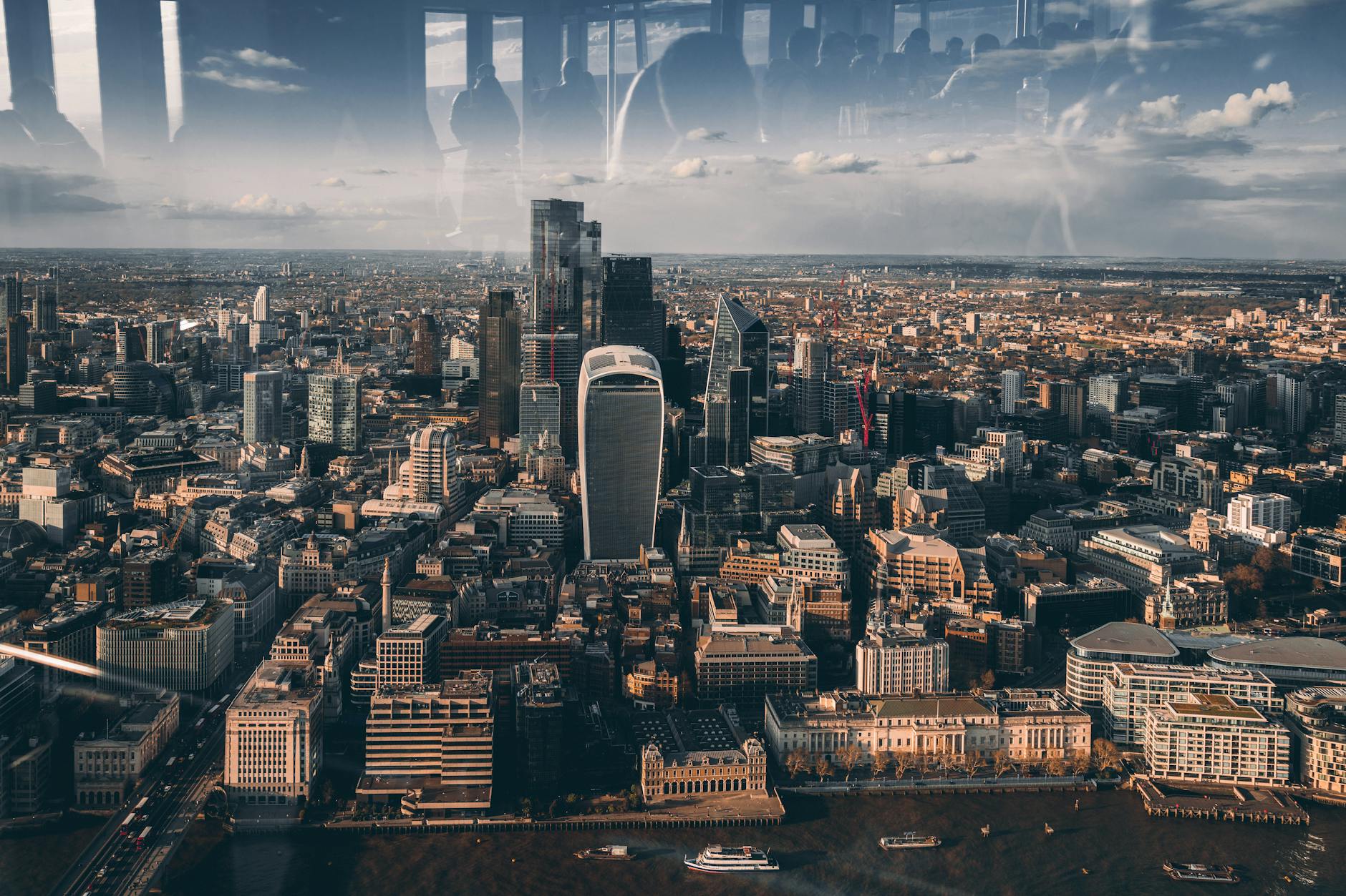 United Kingdom travel image