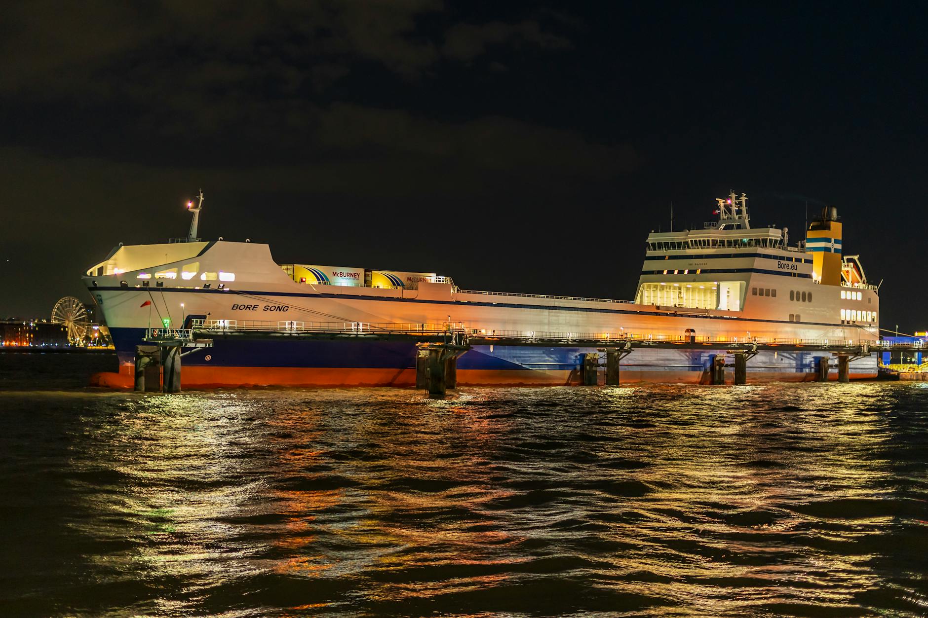 United Kingdom travel image