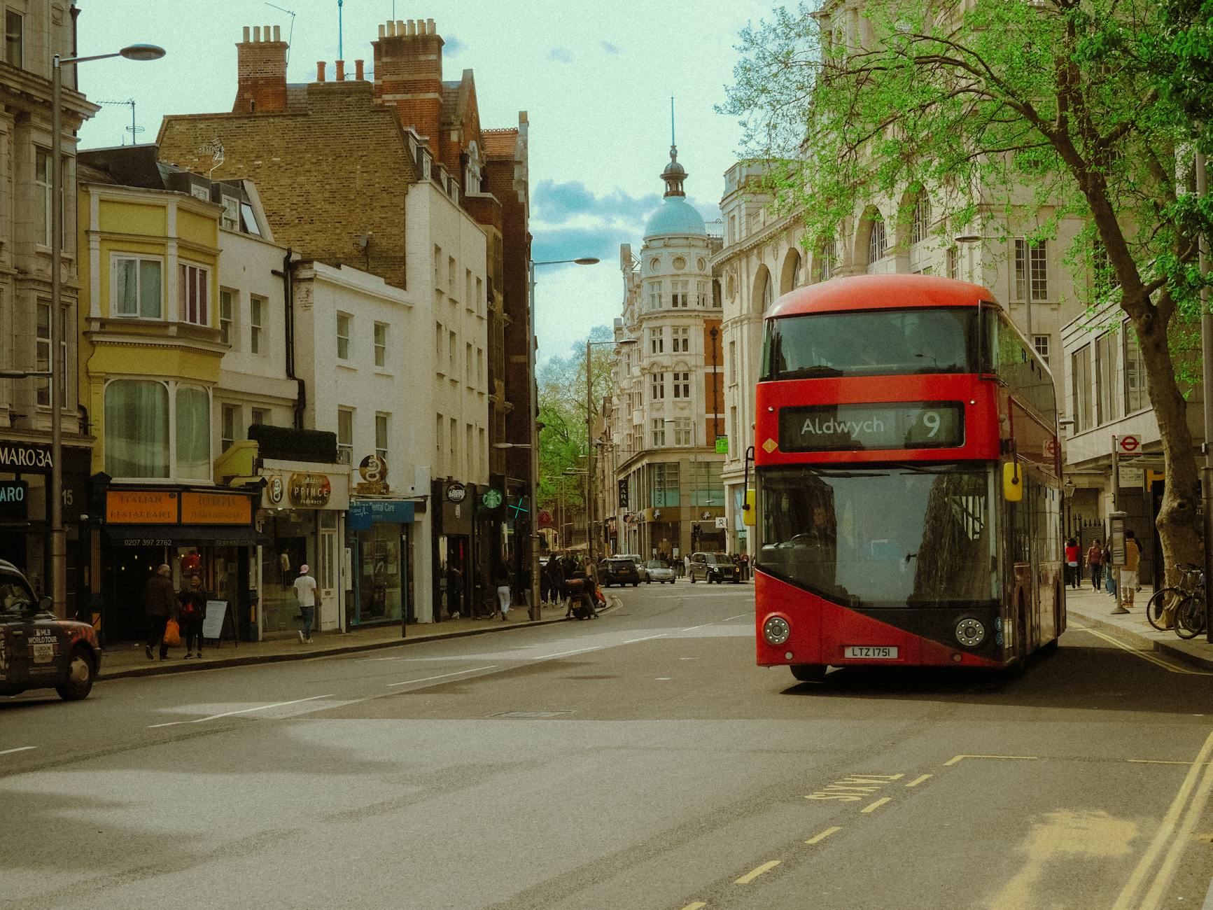 United Kingdom travel image