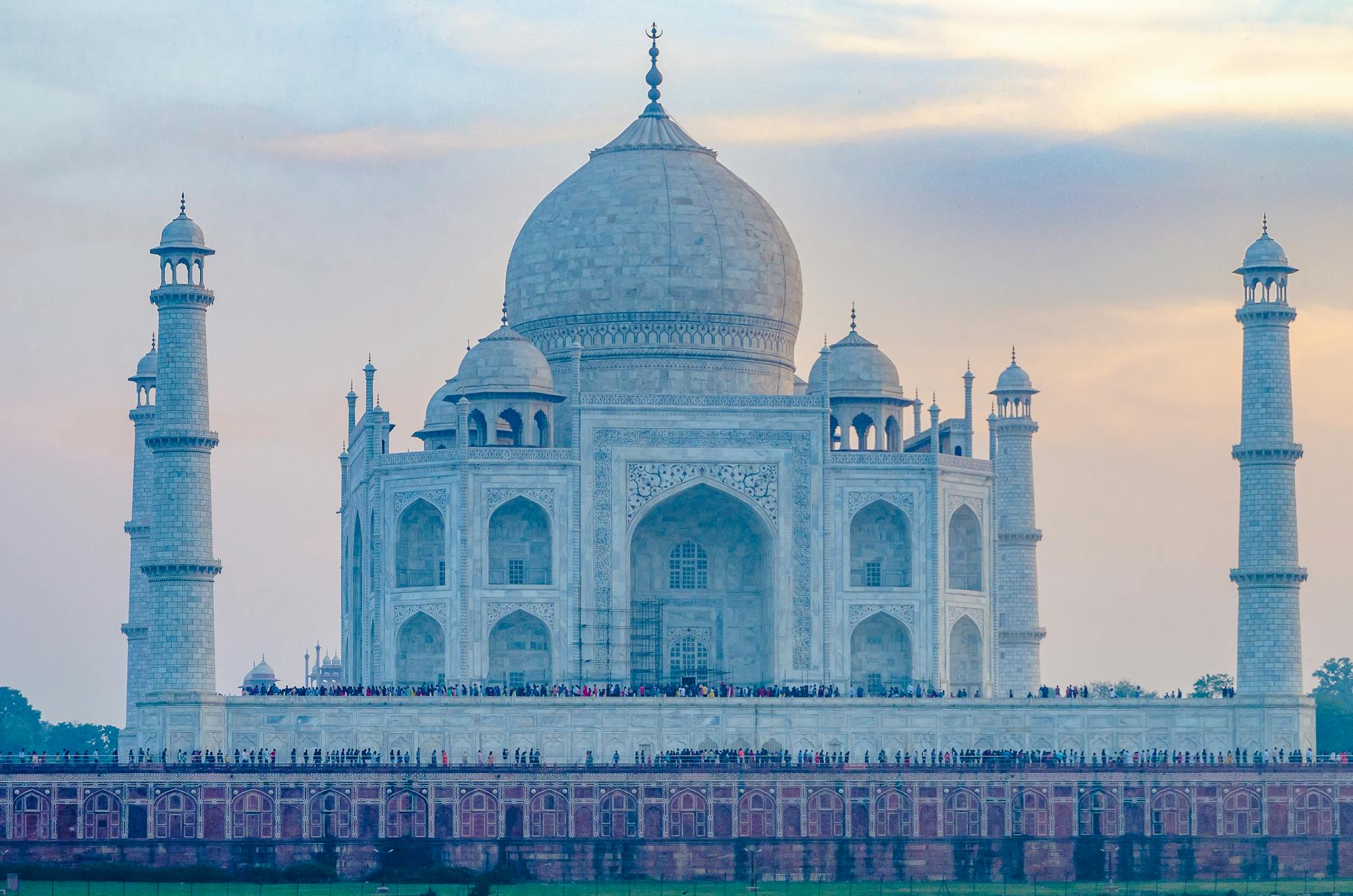 Agra Travel Guide