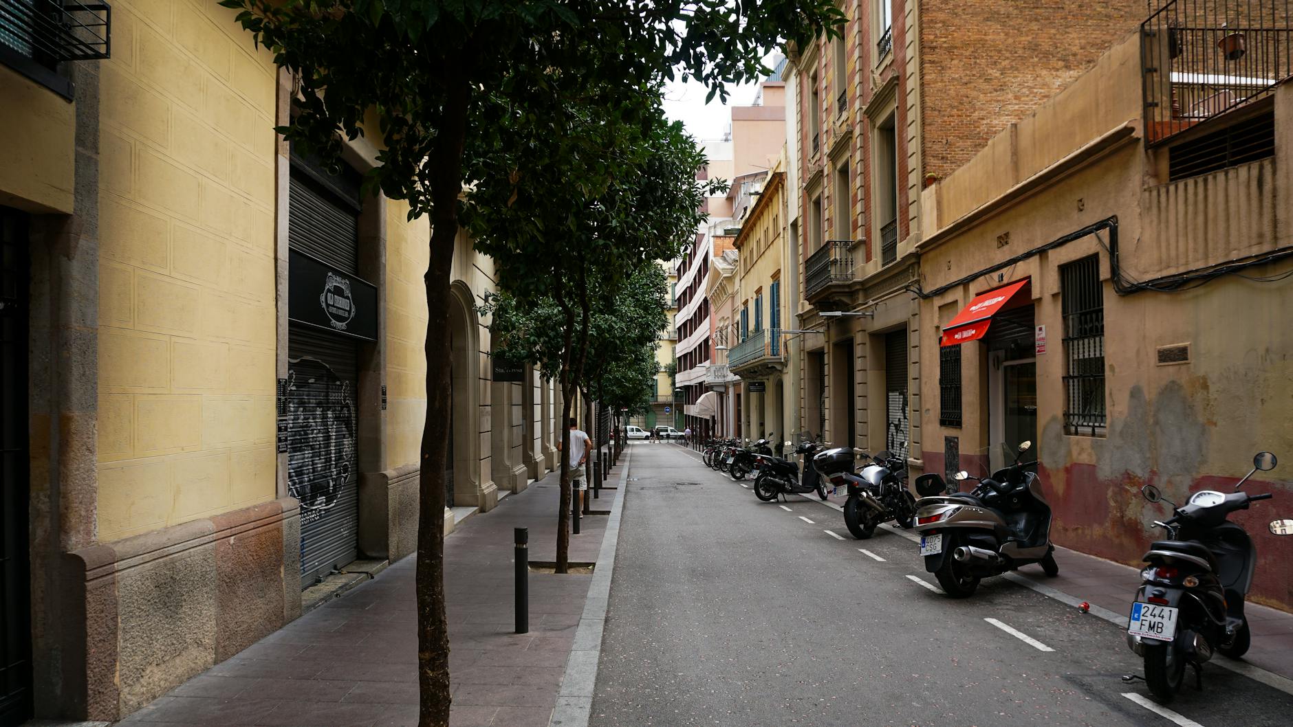 Barcelona travel image