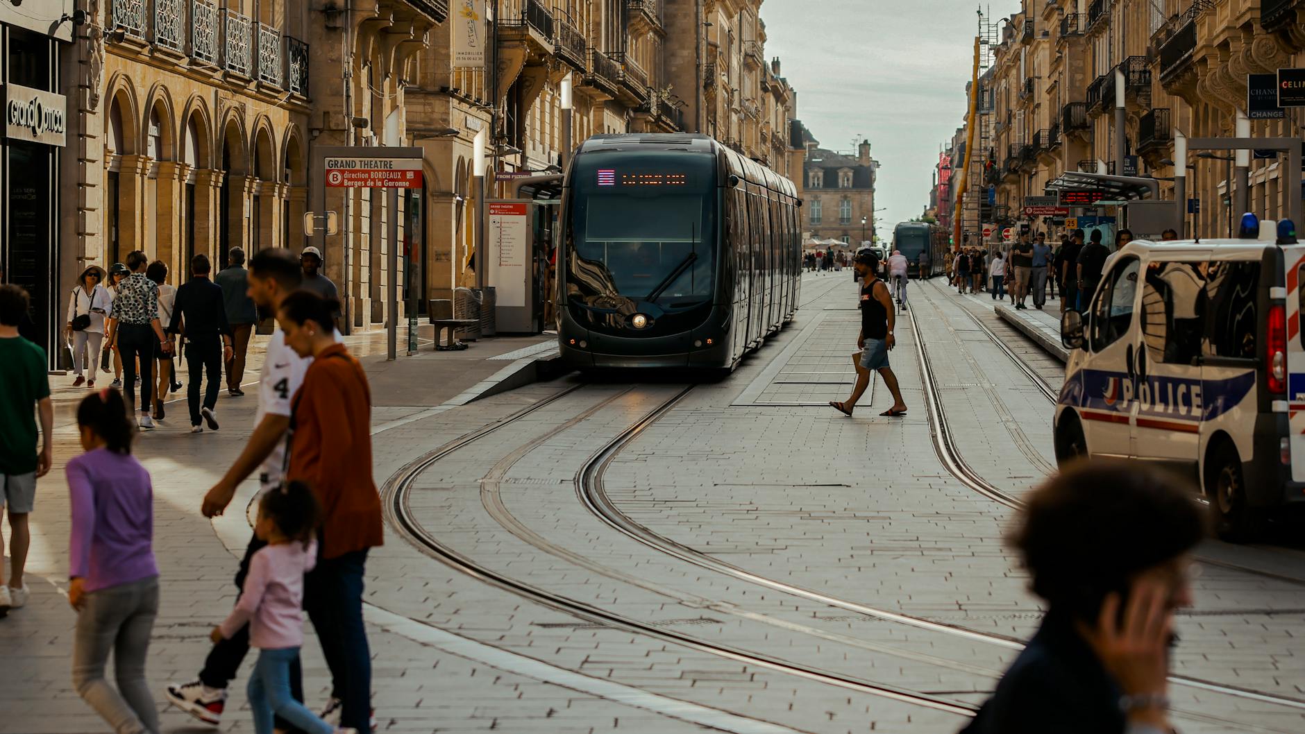 Bordeaux travel image