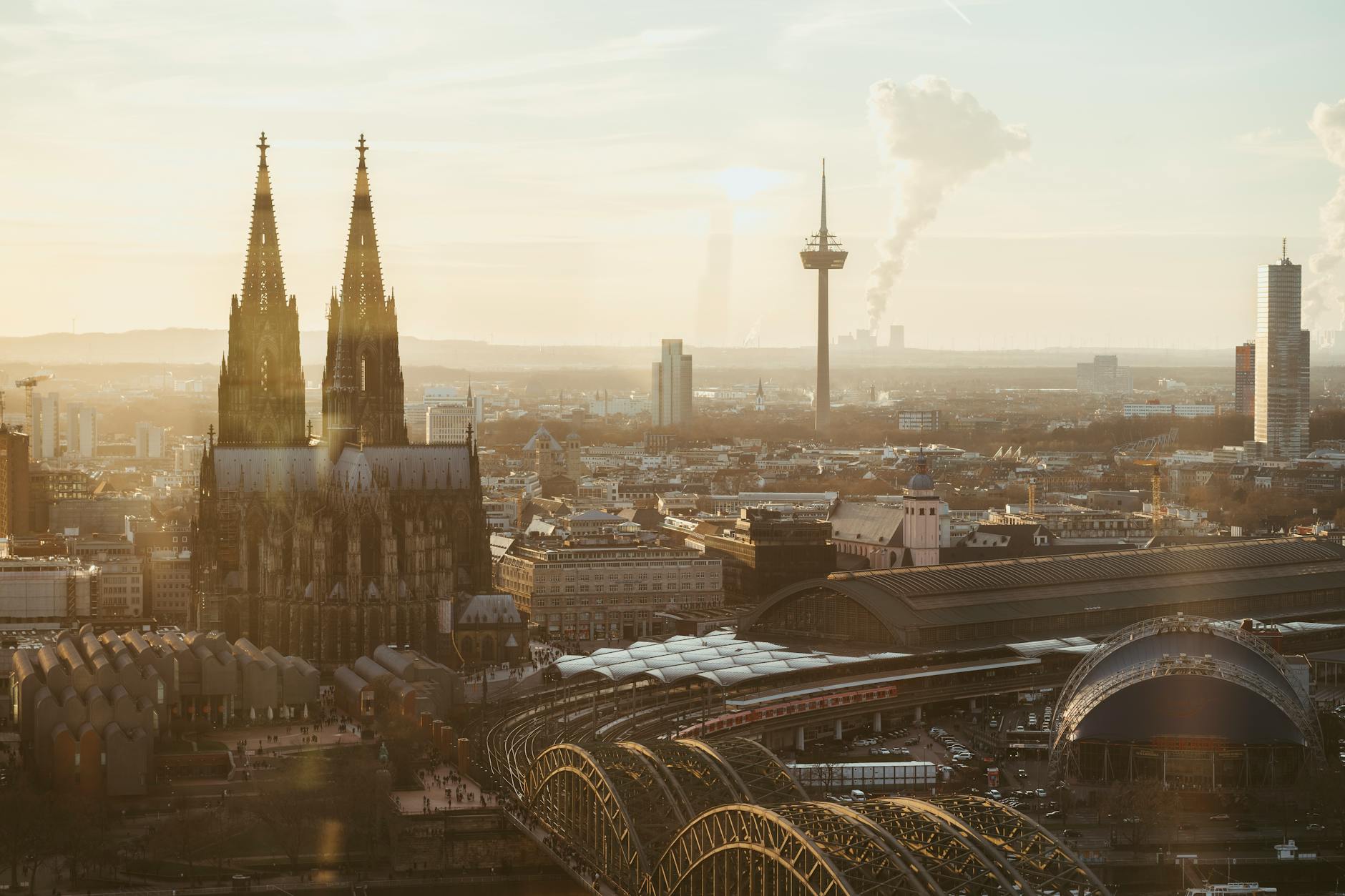 Cologne Travel Guide