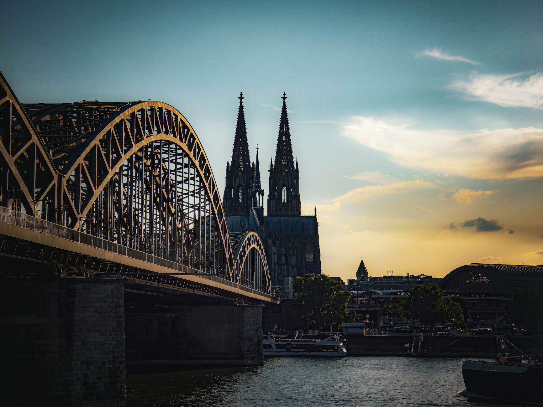 Cologne travel image