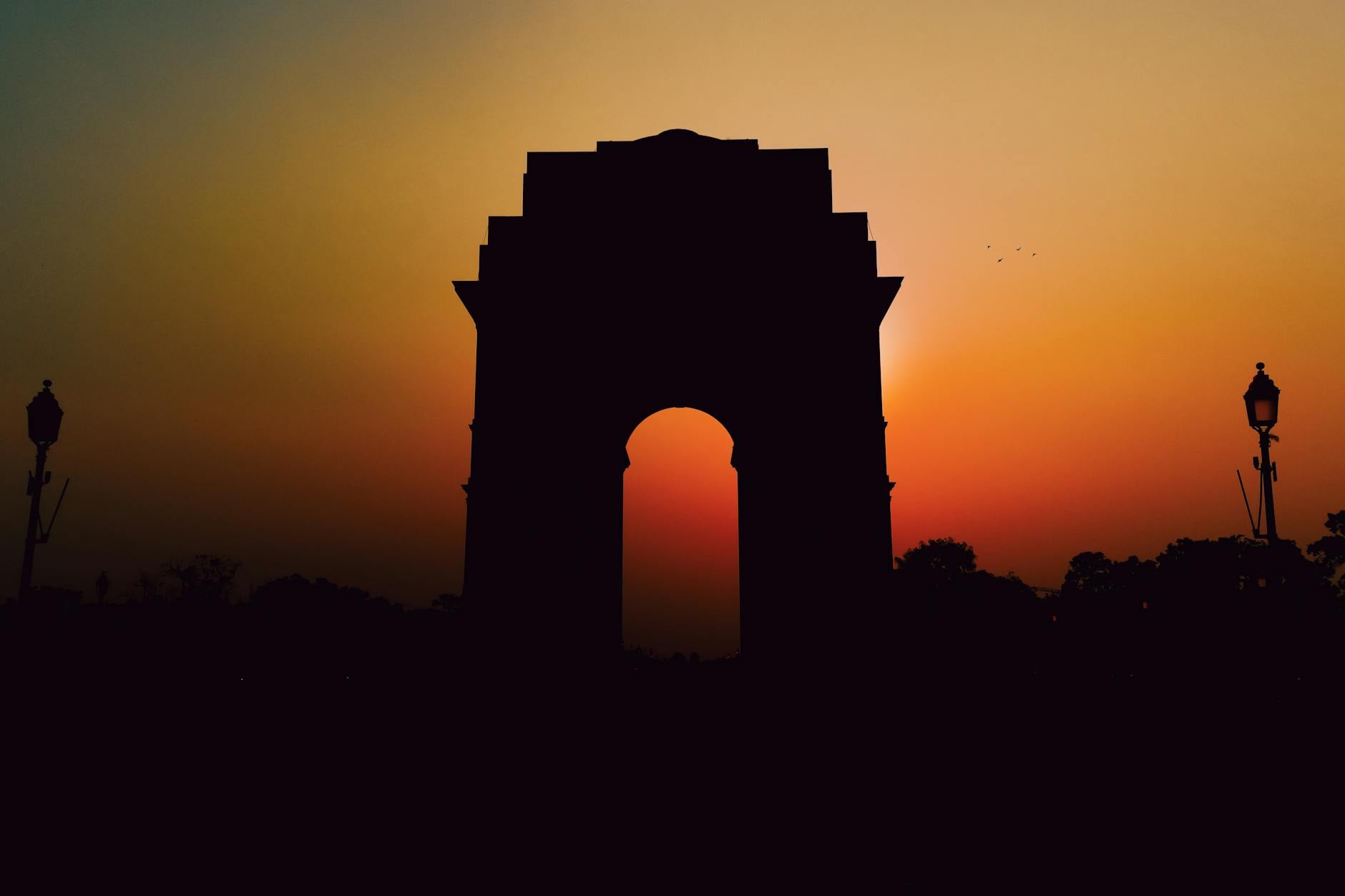 Delhi, Properly: A Deep City Guide for First-Time Visitors