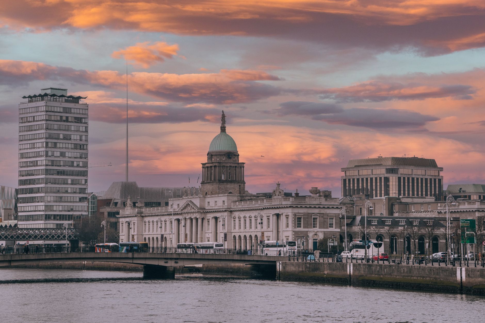 Dublin, Properly: A Deep City Guide for First-Time and Returning Visitors