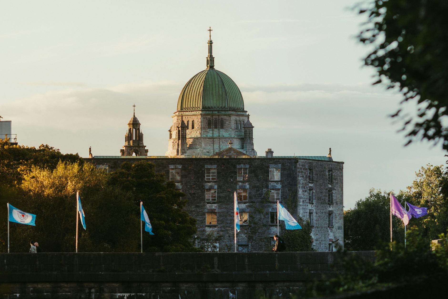 Galway Travel Guide