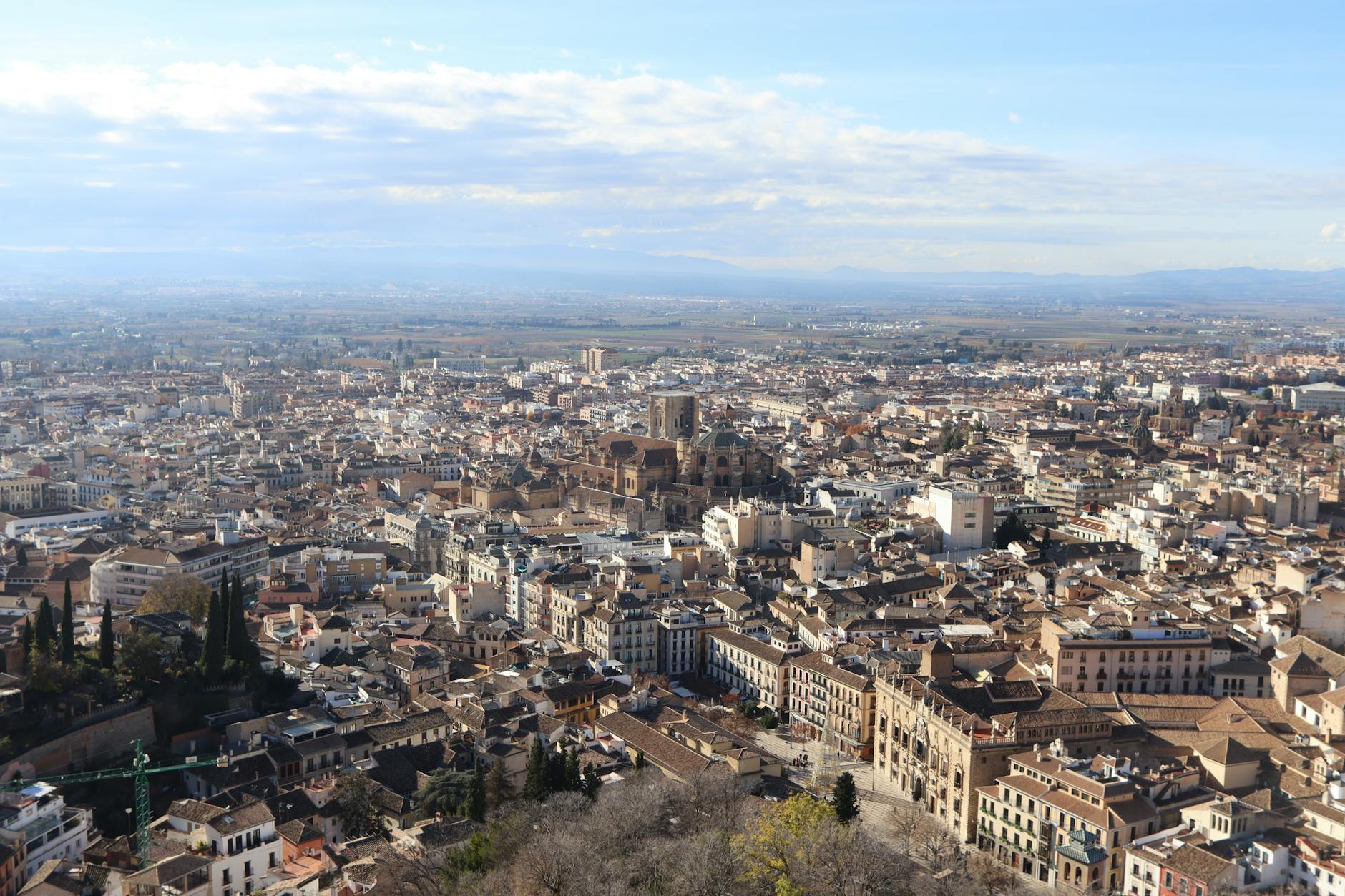 Granada Travel Guide