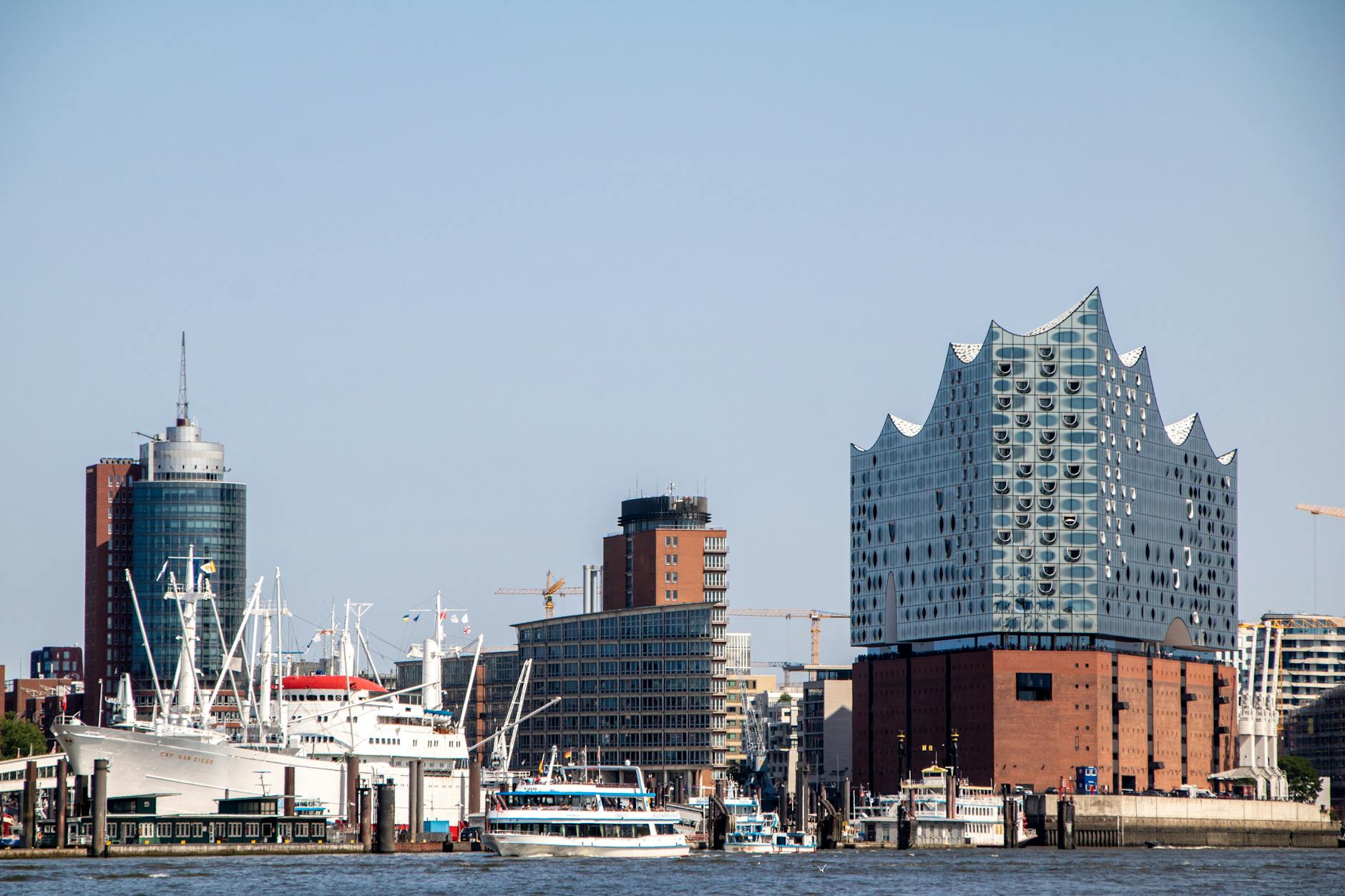 Hamburg Travel Guide