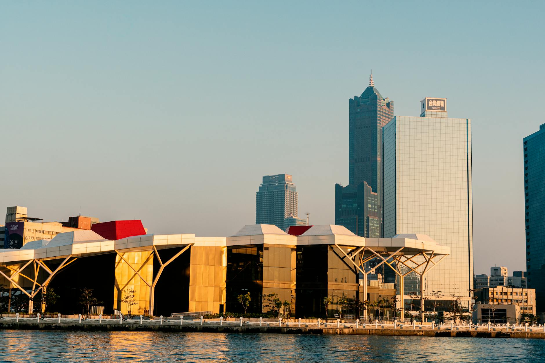 Kaohsiung Travel Guide