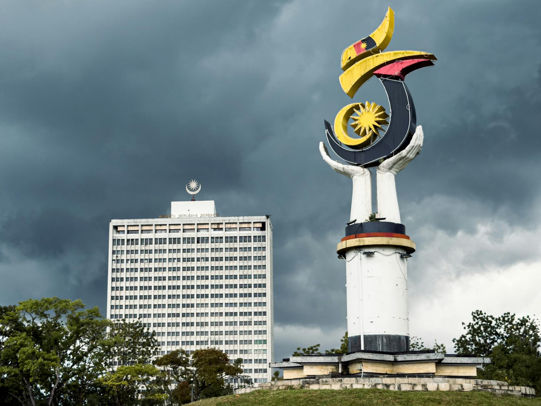 Kuching Travel Guide
