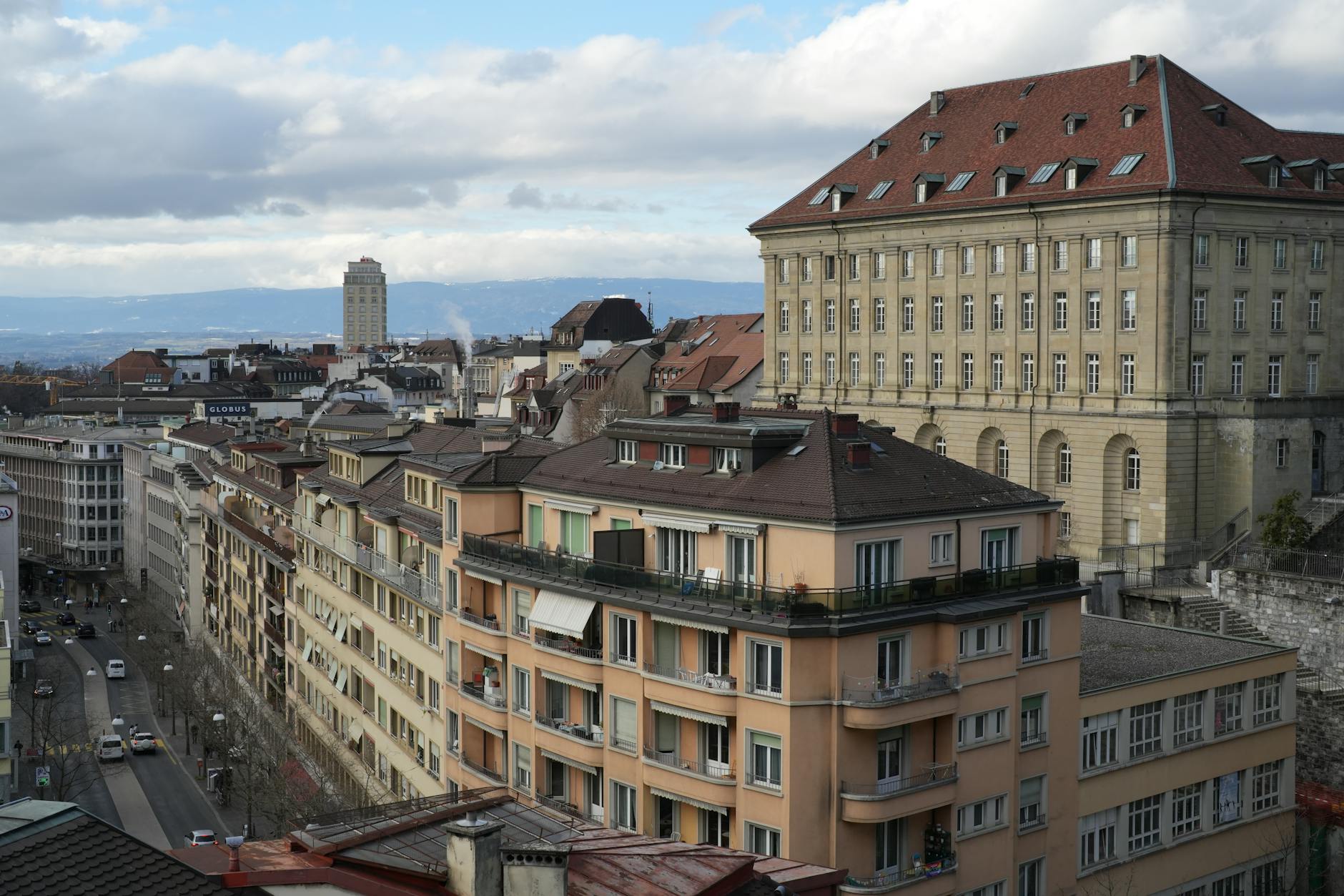 Lausanne travel image
