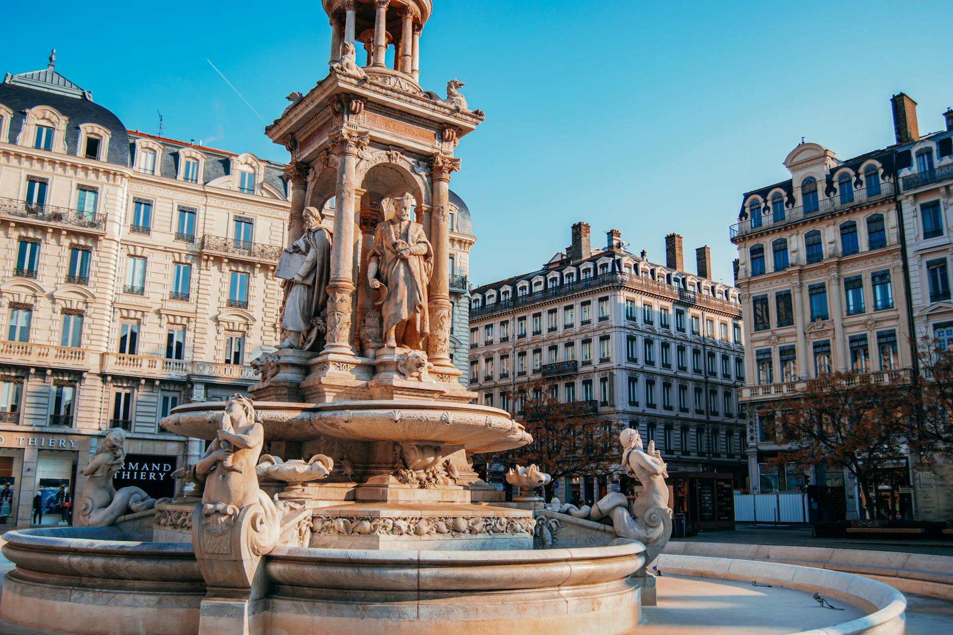 Lyon travel image