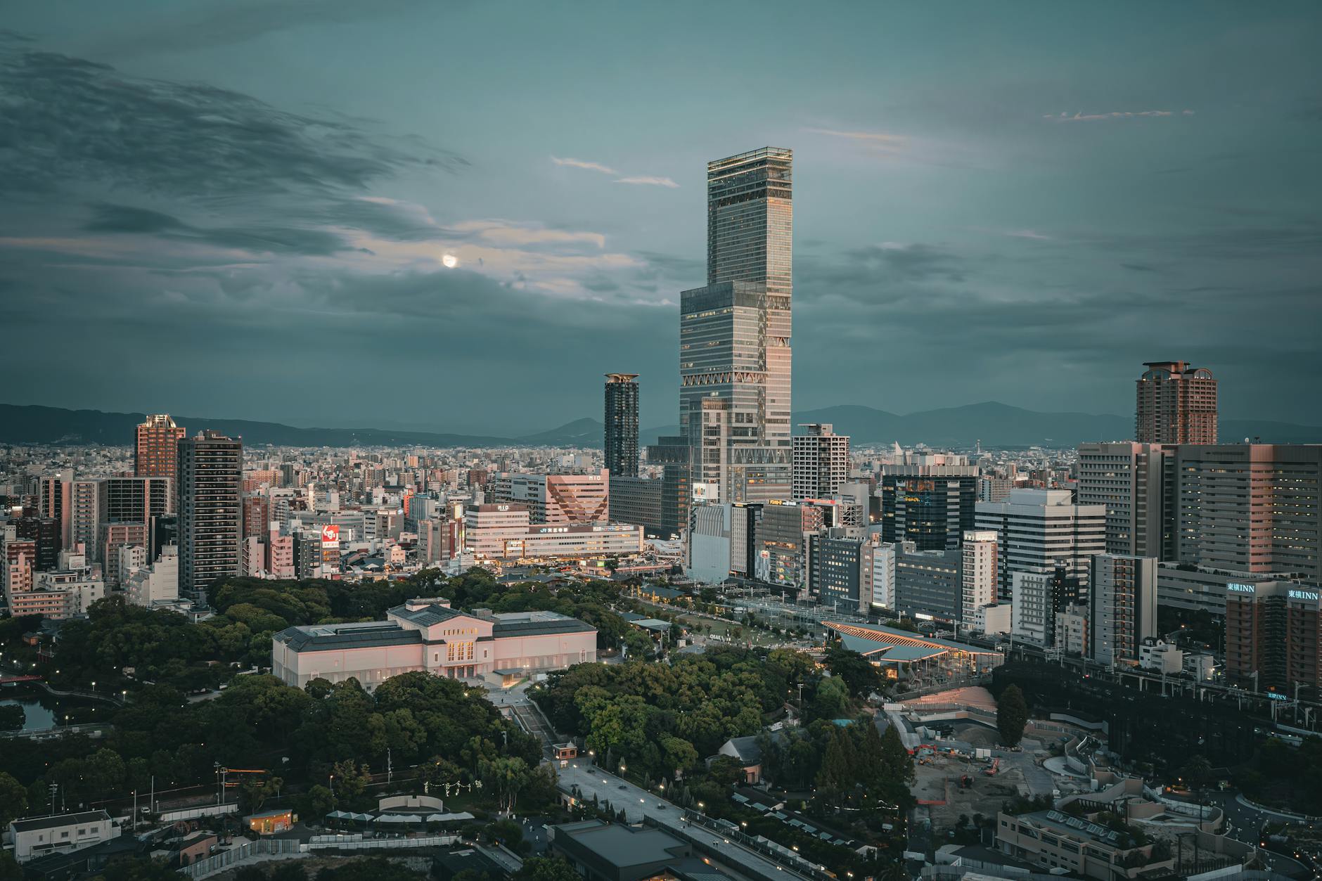 Osaka Travel Guide