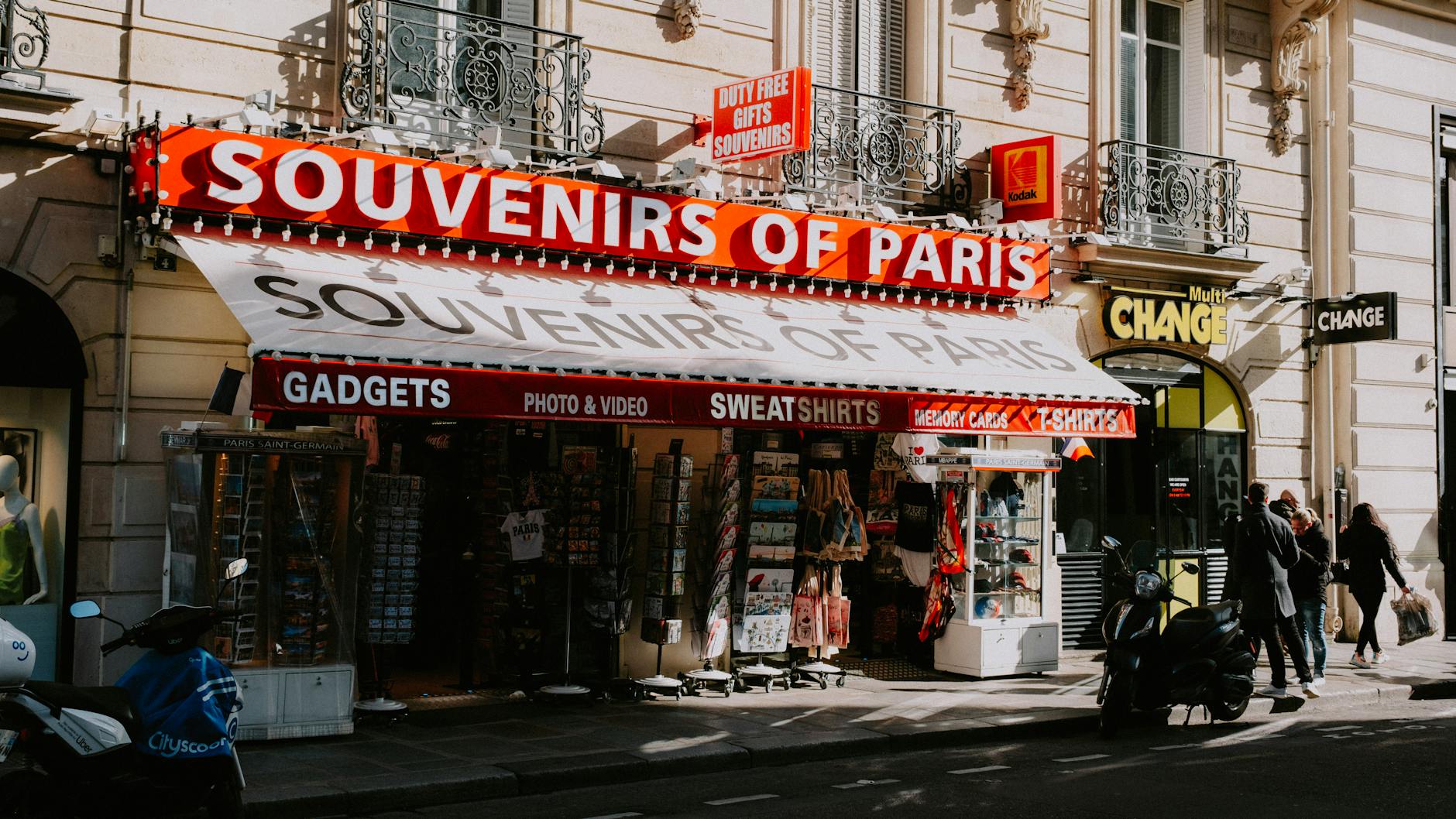 Paris travel image