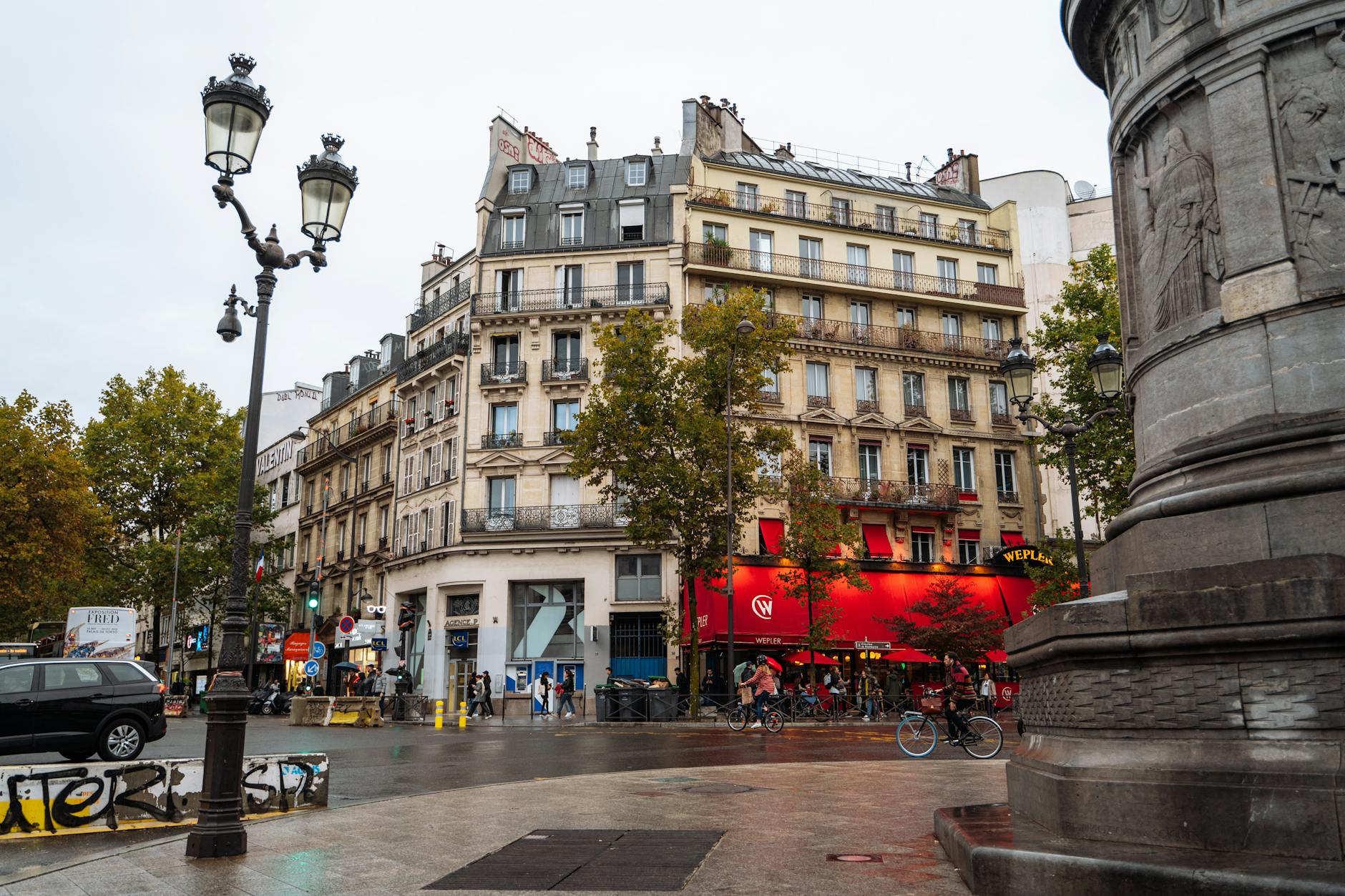 Paris travel image