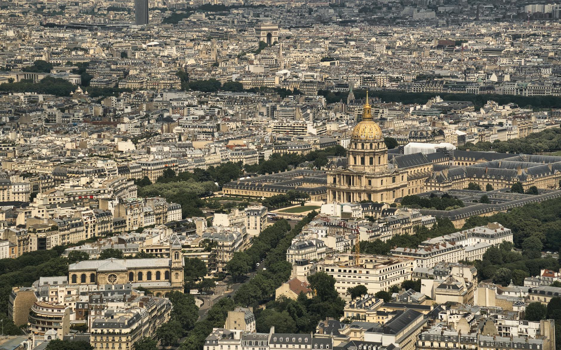 Paris travel image