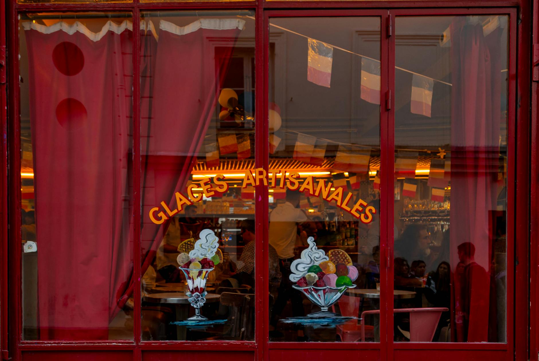 Paris travel image
