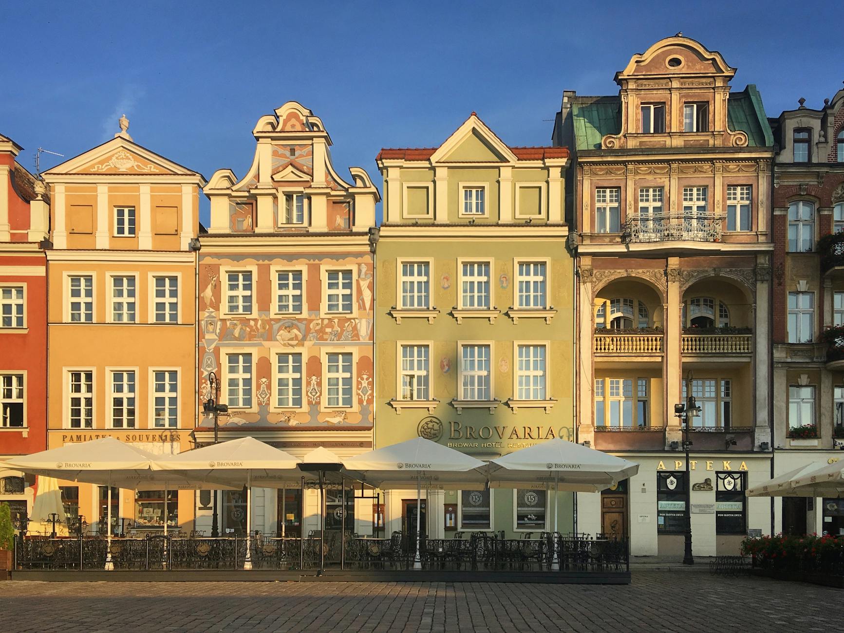 Poznan Travel Guide