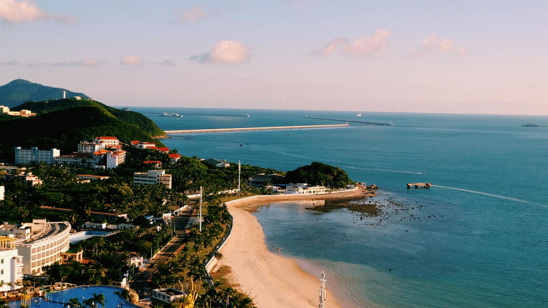 Sanya travel image