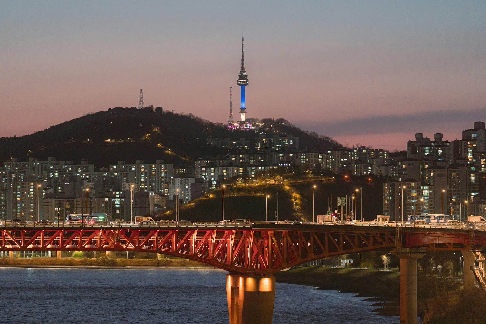 Seoul Travel Guide