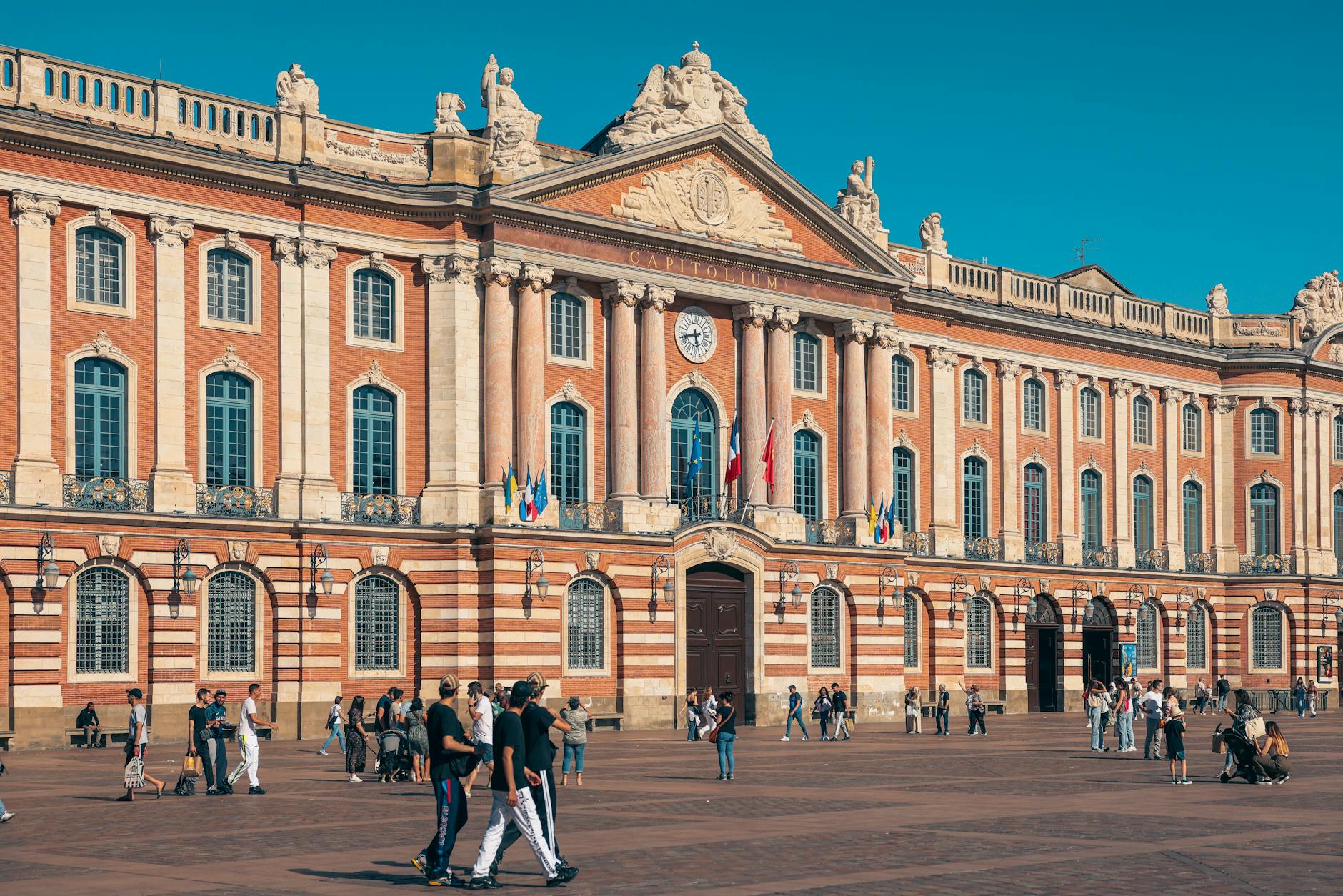 Toulouse travel image
